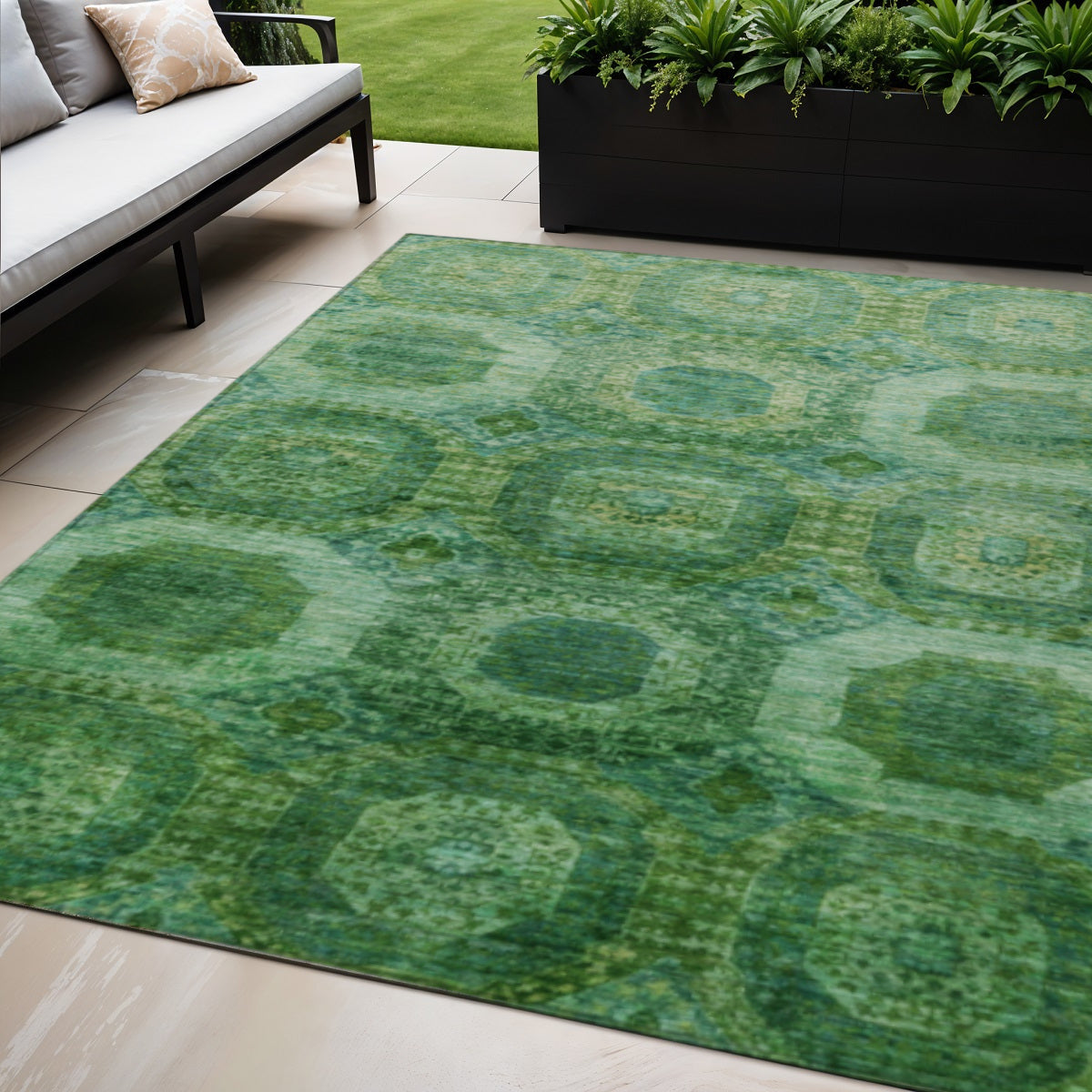 5 X 8 Emerald And Green Medallion Washable Indoor Outdoor Area Rug