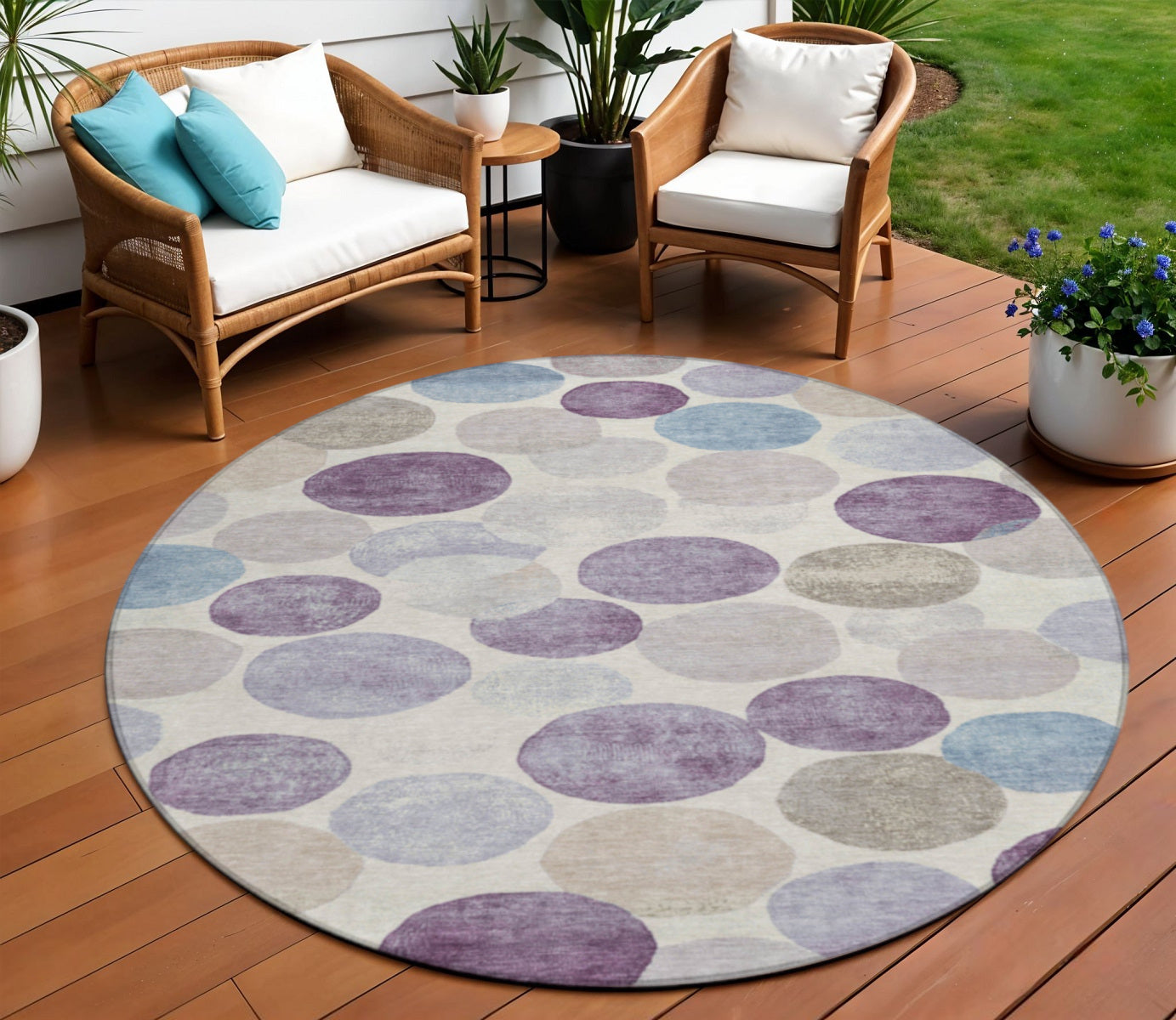8 Plum Beige And Denim Blue Round Geometric Washable Indoor Outdoor Area Rug