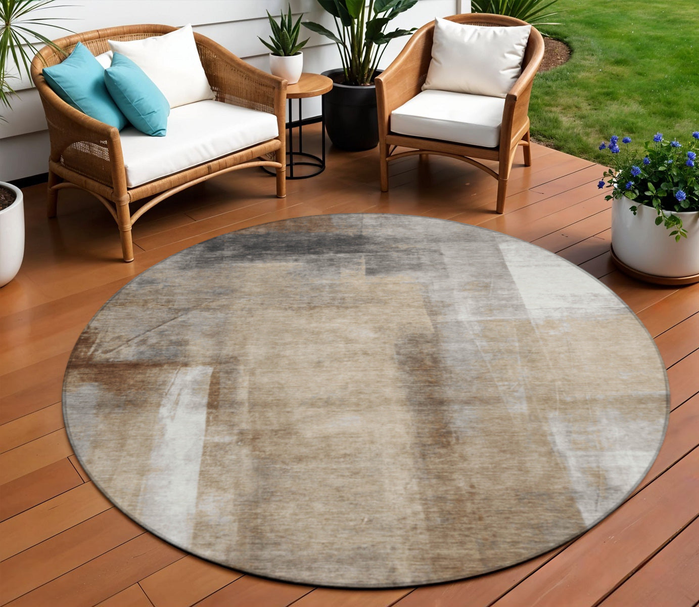8 Beige And Ivory Round Abstract Washable Indoor Outdoor Area Rug