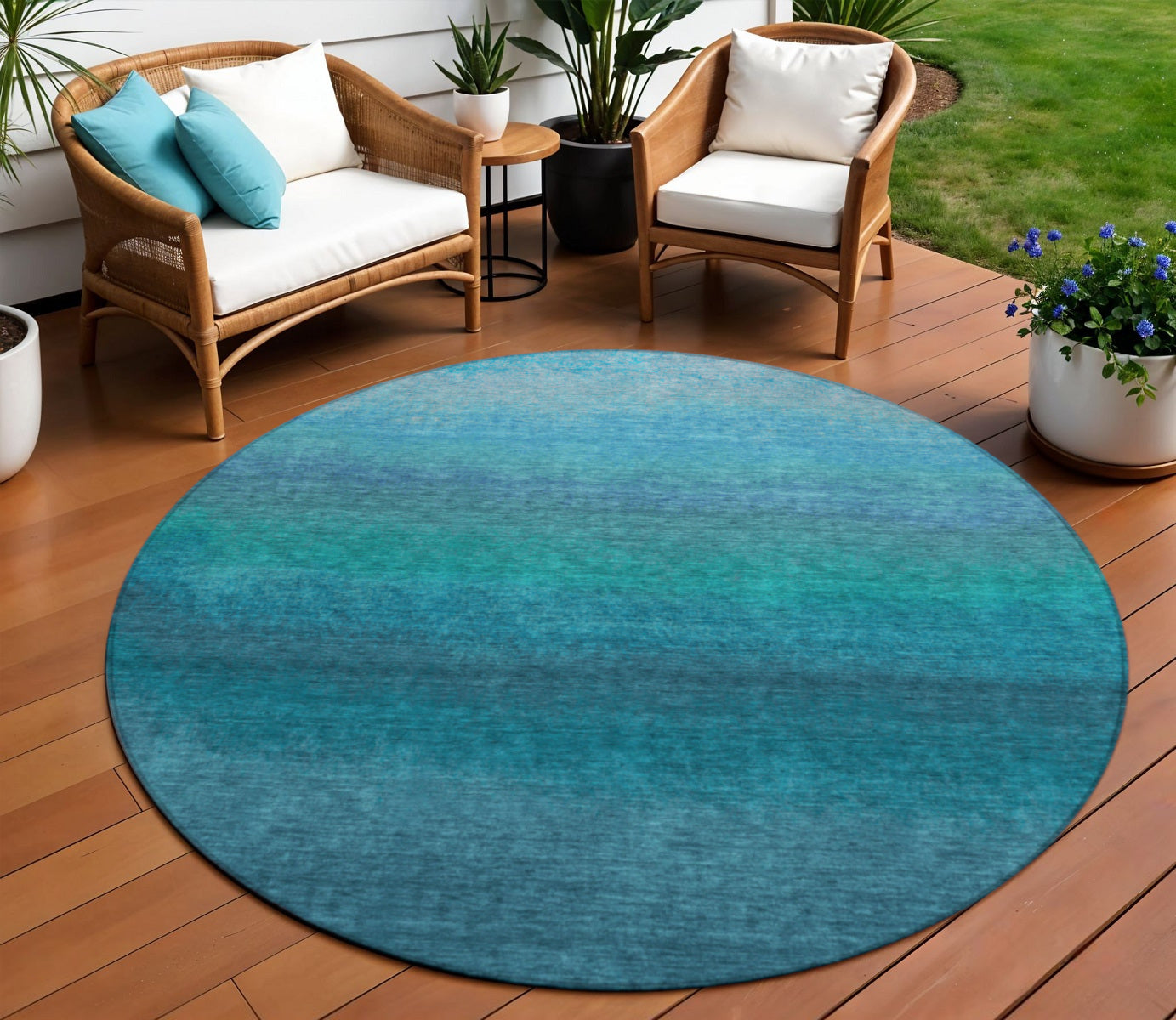 8 Teal Blue And Sky Blue Round Ombre Washable Indoor Outdoor Area Rug