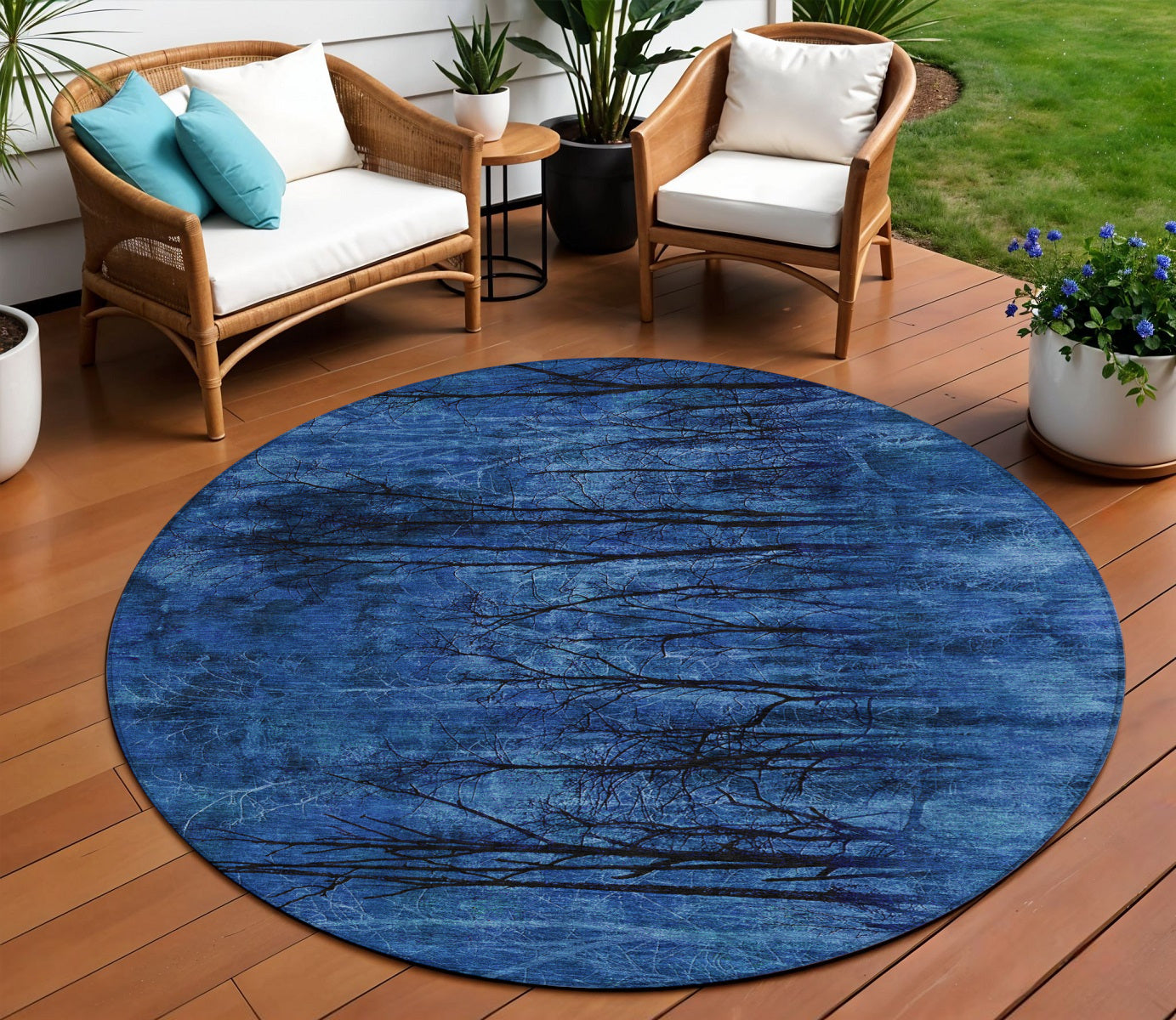 8 Blue And Charcoal Round Floral Washable Indoor Outdoor Area Rug