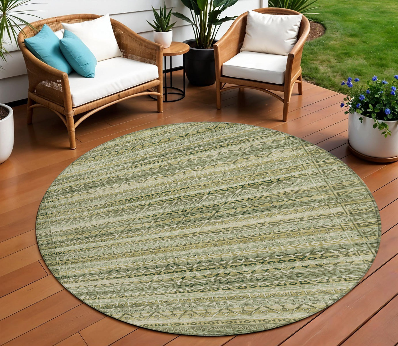 8 Green And Beige Round Striped Washable Indoor Outdoor Area Rug