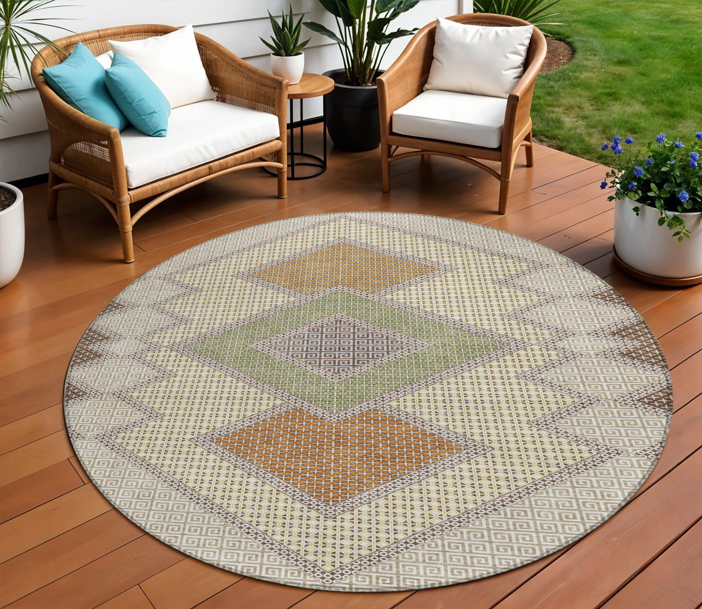 8 Brown Copper And Fern Green Round Geometric Washable Indoor Outdoor Area Rug