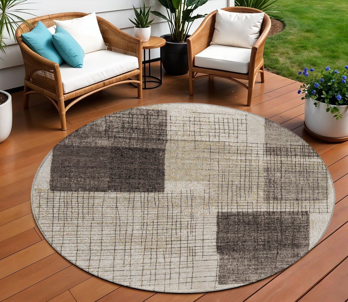 8 Brown And Taupe Round Geometric Washable Indoor Outdoor Area Rug