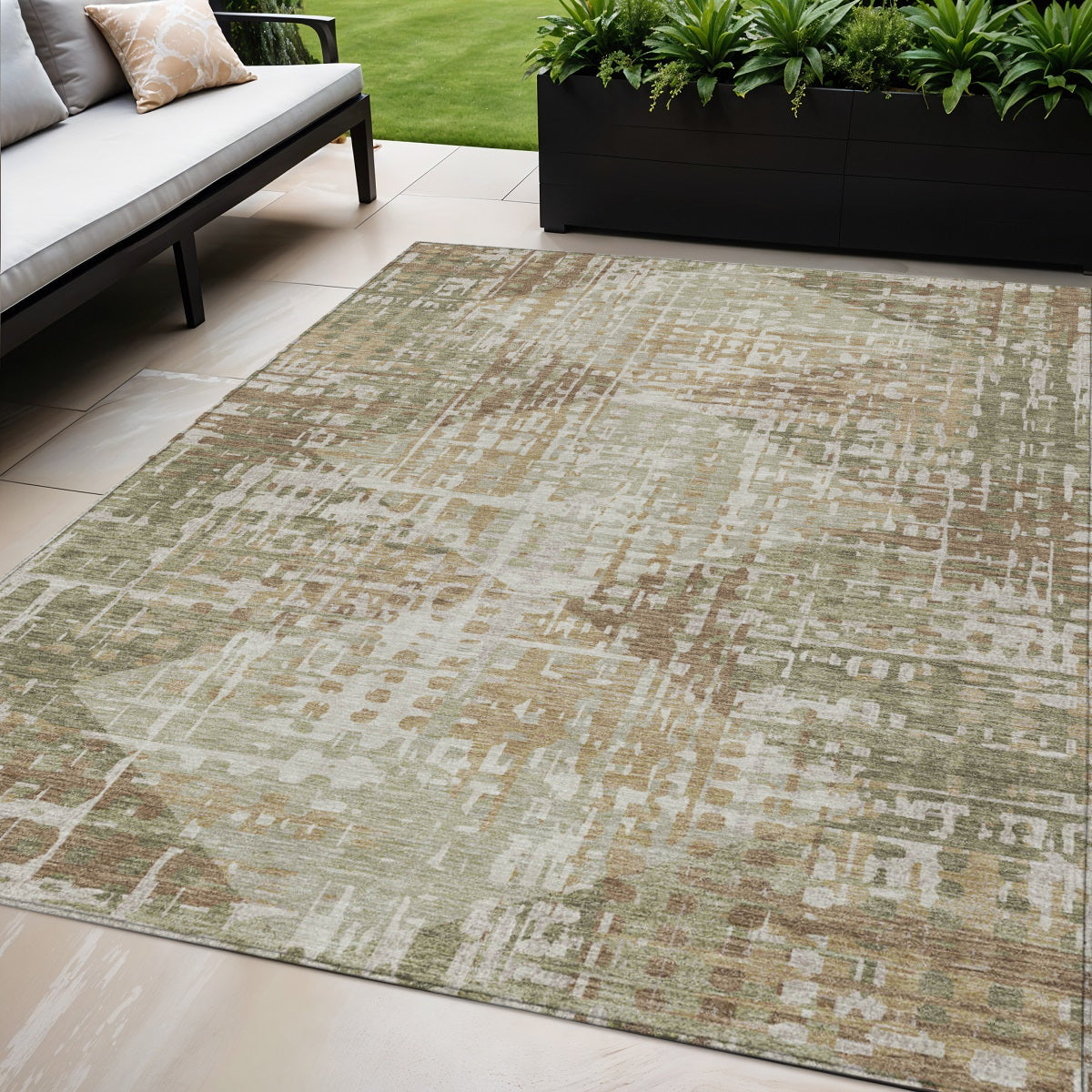 5 X 8 Fern Green And Beige Geometric Washable Indoor Outdoor Area Rug