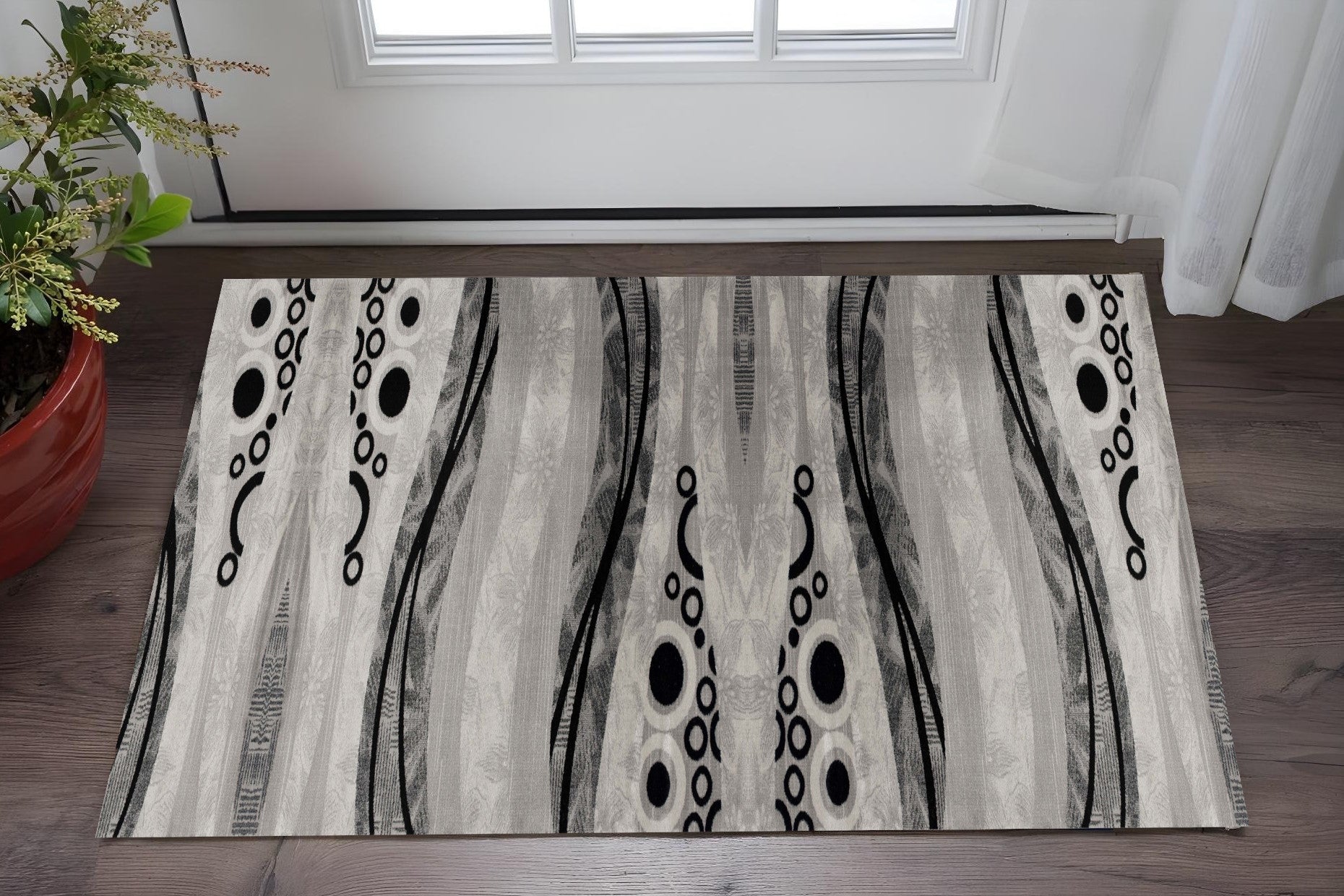 2 X 5 Gray And Black Geometric Area Rug