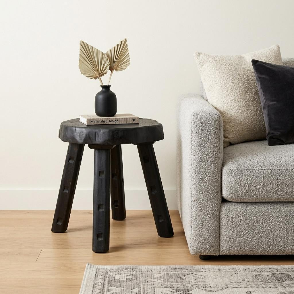 19 Inch Matte Ebony Distressed Reclaimed Wood Round End Table