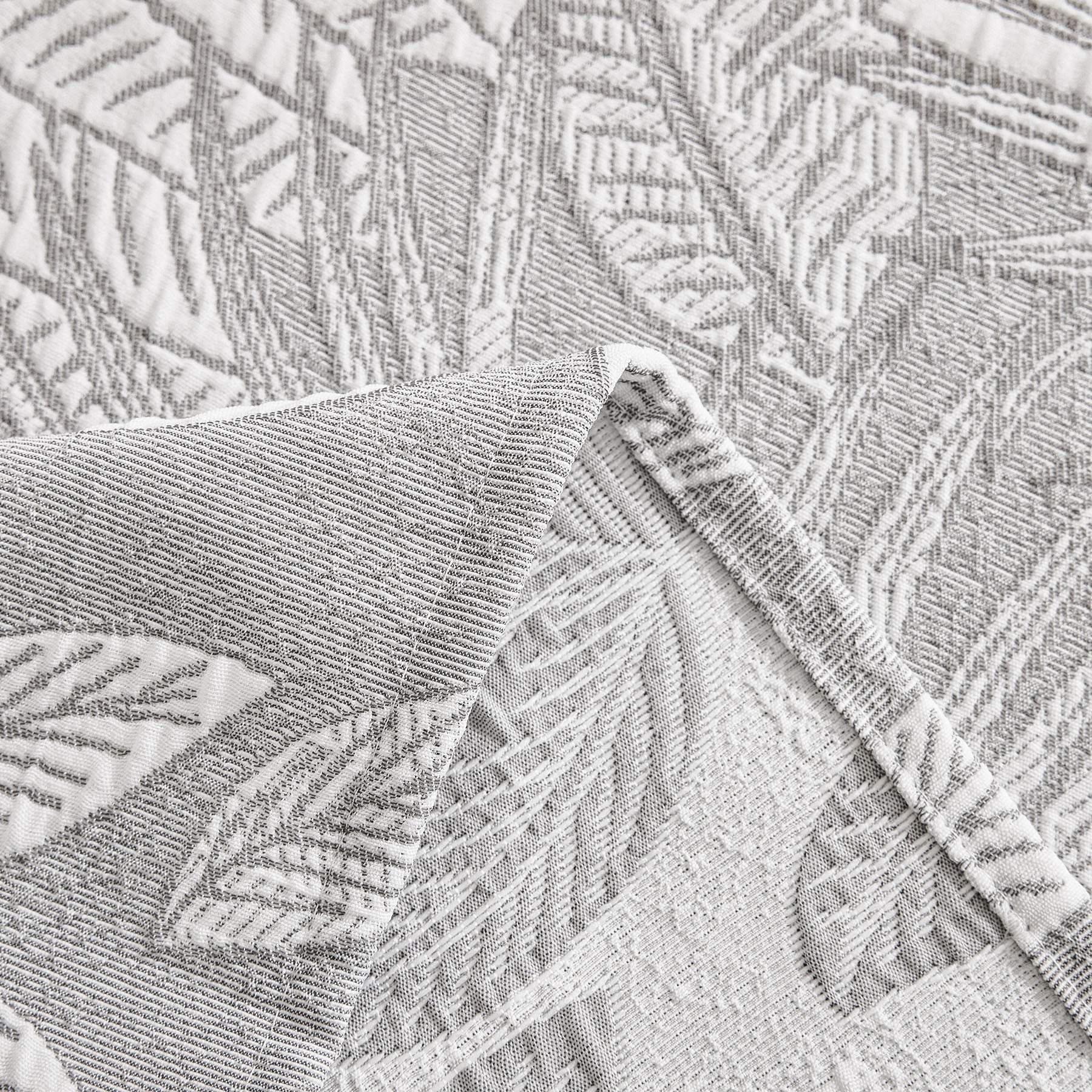 Tropical Botanical Leaf Texture Furniture Protector Blanket Soft Breathable Sofa Cover
