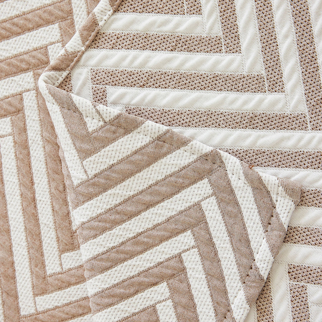 Three Layer Woven Soft Breathable Sofa Cover Blanket, Textured Chevron Couch Cover