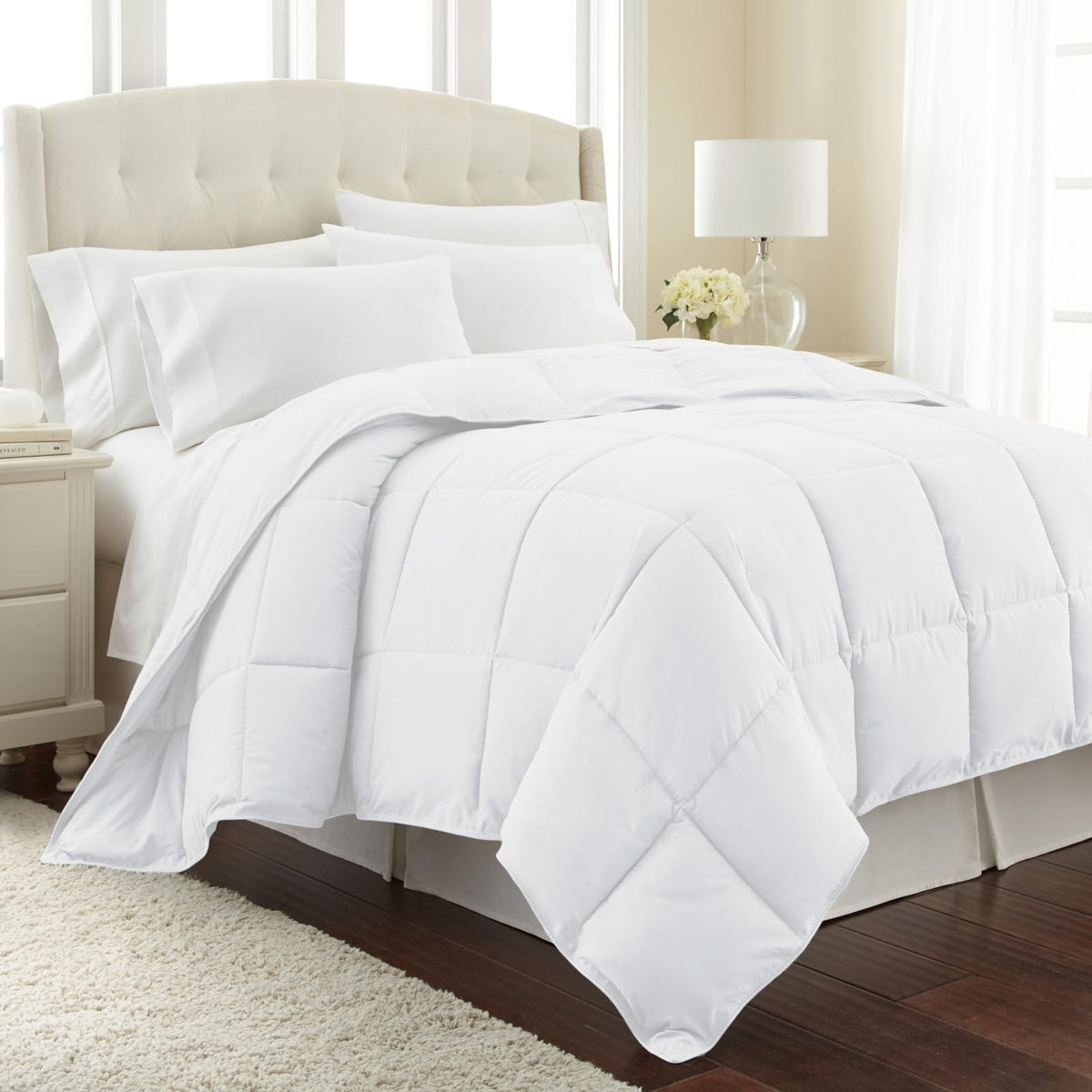 Southshore Fine Living, Inc. Vilano Springs Premium Quality Over-Sized All-Season Down-Alternative Comforter, Bright White, Twin