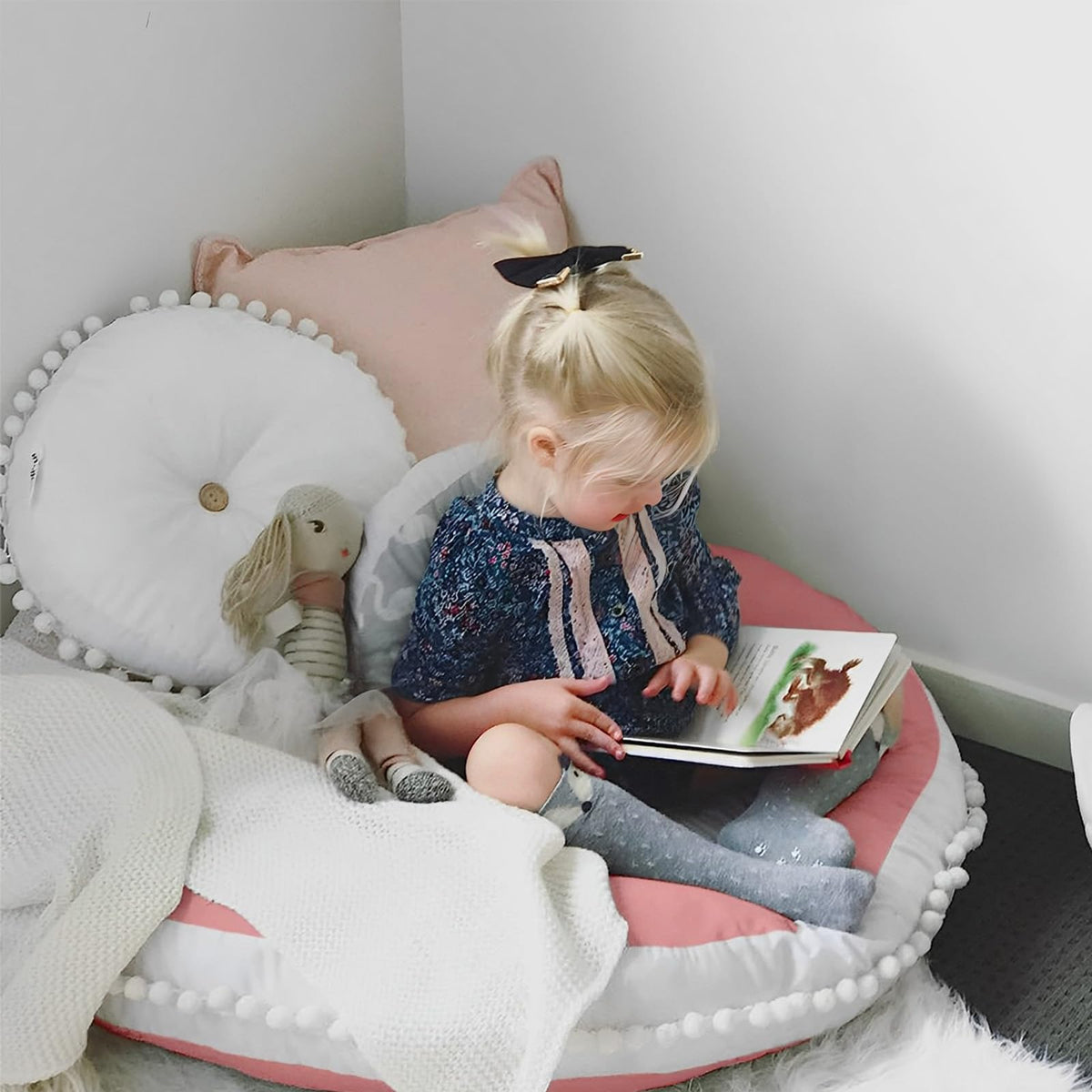 Kishome Large Kids Floor Cushion Seating, Circle Kids Floor Pillow For Children Pink, Round Playroom Pillows Reading Nook Big Pi