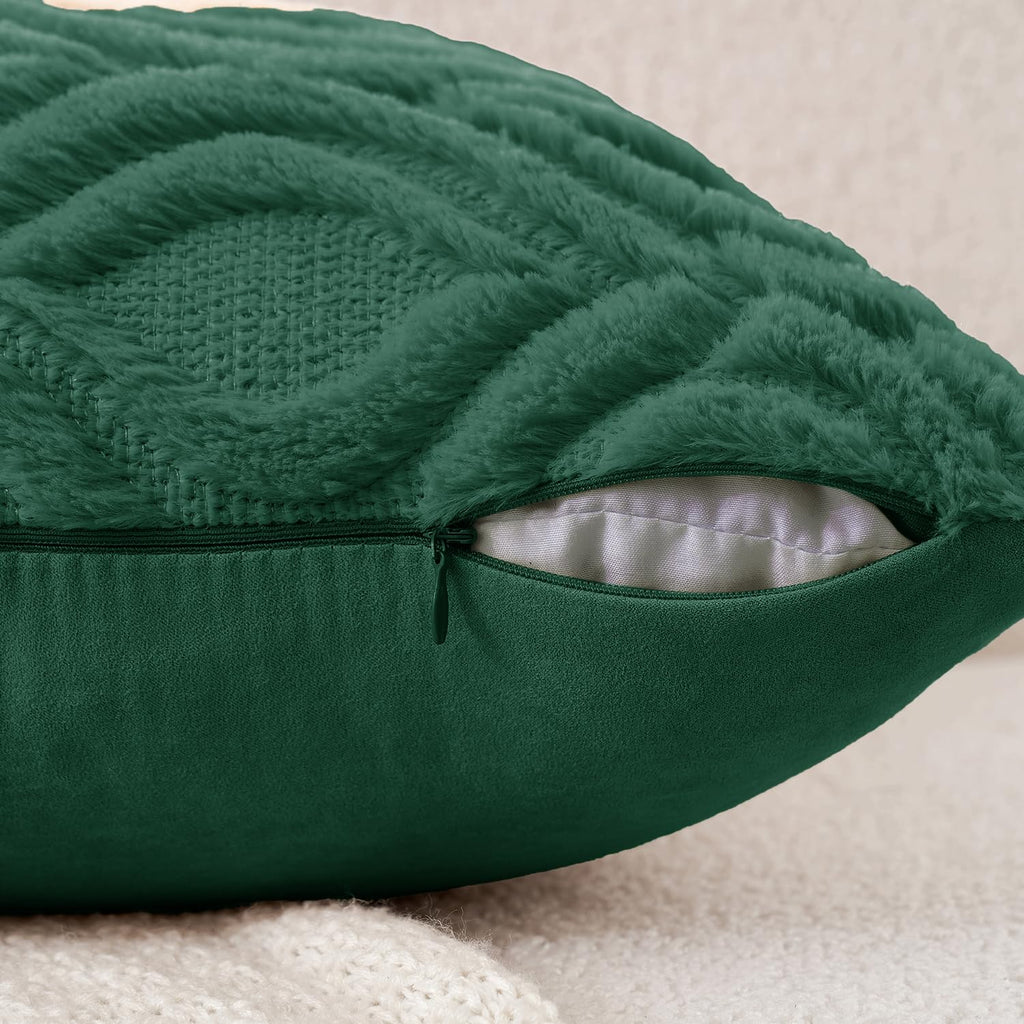 Miulee Dark Green Throw Pillow Covers 18X18 Inch, Soft Winter Plush Faux Wool Couch Pillow Covers Set Of 2 Decorative Farmhouse Boho Throw Pillows For Sofa Living Room Bed