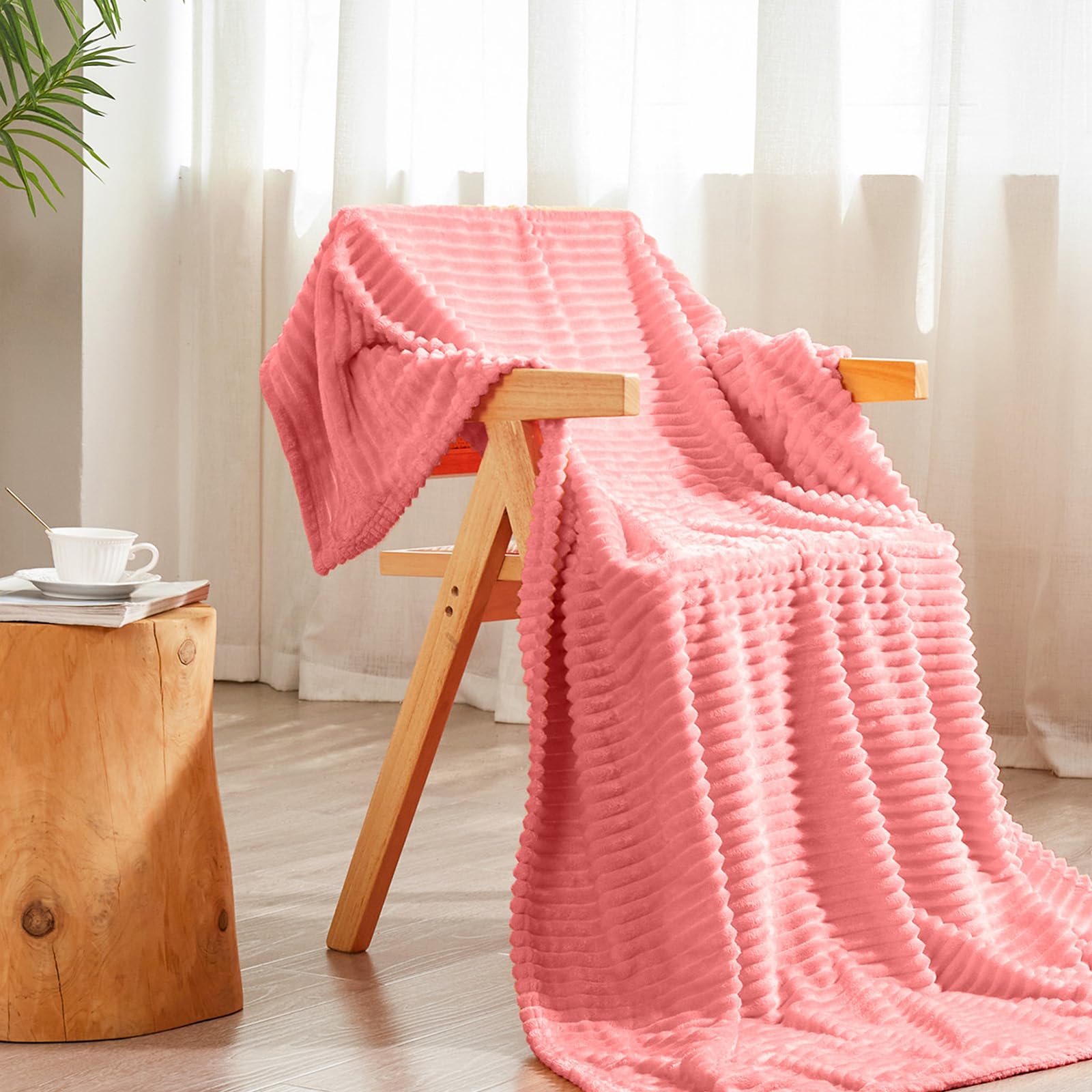 Vessia Flannel Fleece Throw Blanket For Couch,Sofa,Bed, 300Gsm Striped Pink Blanket Throw For Adults And Kids, Super Soft Warm C