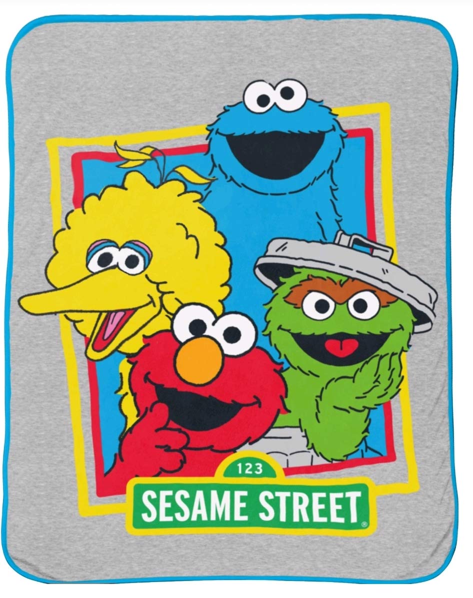 Franco Manufacturing Sesame Street 46' X 60' Plush Throw