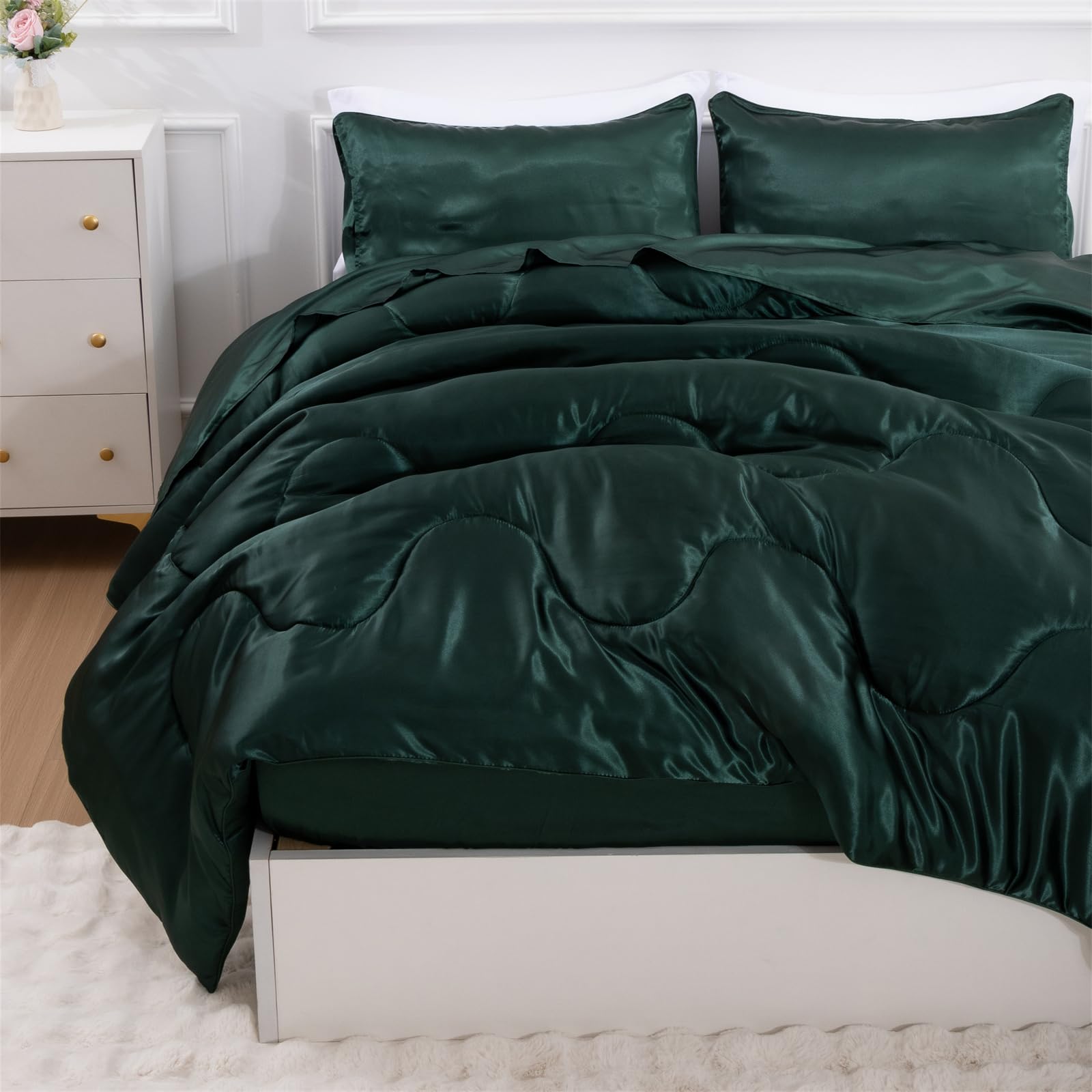 A Nice Night Satin Silky Soft Quilt Sexy Luxury Super Soft Microfiber Bedding Comforter Set Full/Queen, Light Weighted (Blackish