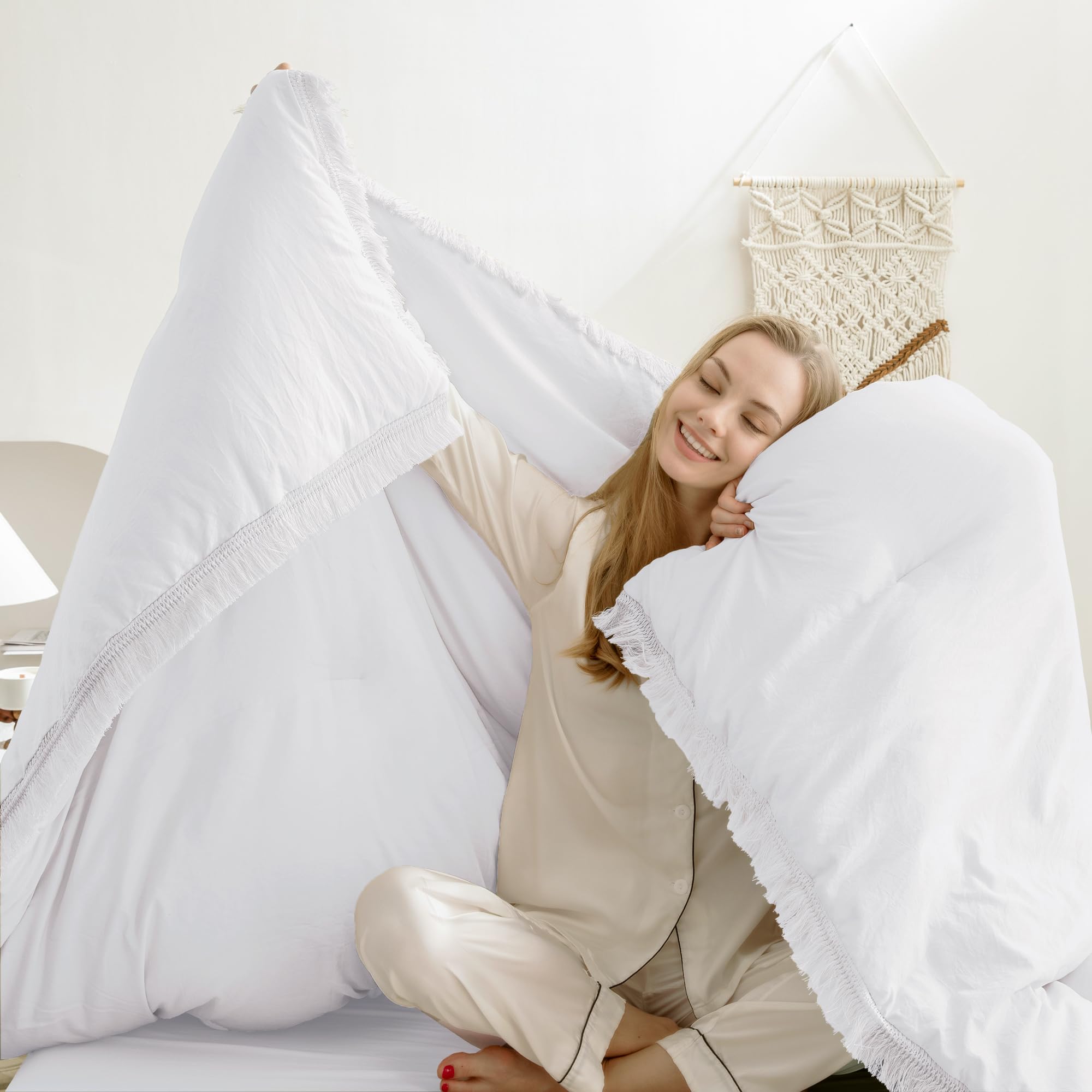 Andency White Comforter Set California King, Boho Tassel Lightweight Bedding Comforter Sets, 3 Pieces All Season Soft Fluffy Fringe Bed Set (104X96In Comforter & 2 Pillowcases)
