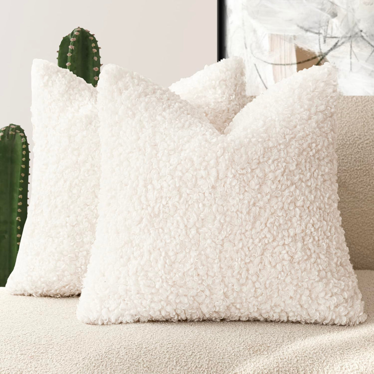 Foindtower 2 Pieces 22x22 Inch White, Faux Fur Throw Pillow Cover Accent Sherpa Pillow Fuzzy Soft Pillowcases Sheepskin Decorative Fleece Cushion Case for Bed Couch Living Room