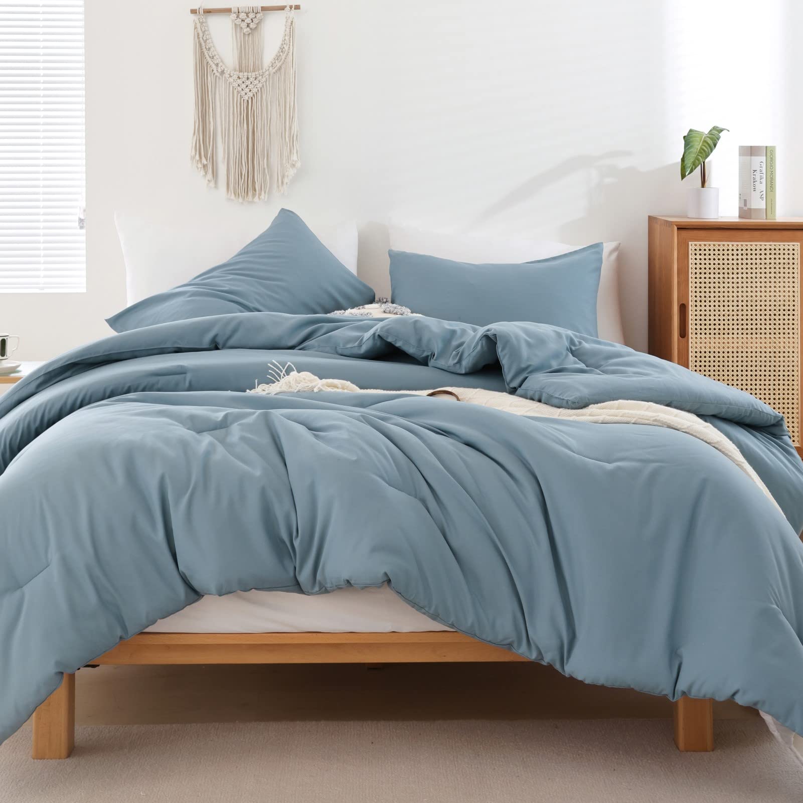 Rosgonia California King Comforter Set Dusty Blue, 3Pcs (1 Boho Cal King Comforter & 2 Pillowcases), All Season Bedding Bedsprea