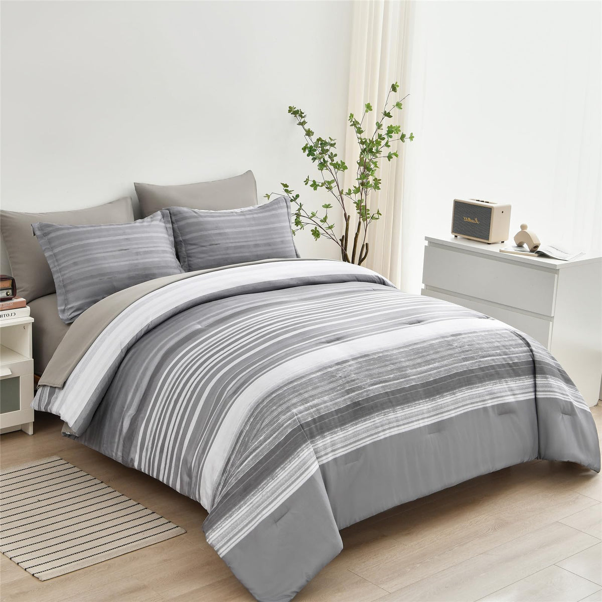 Kakijumn 7 Piece Bed In A Bag Stripe Comforter Set Queen Size, White Grey Patchwork Striped Comforter And Sheet Set, All Season