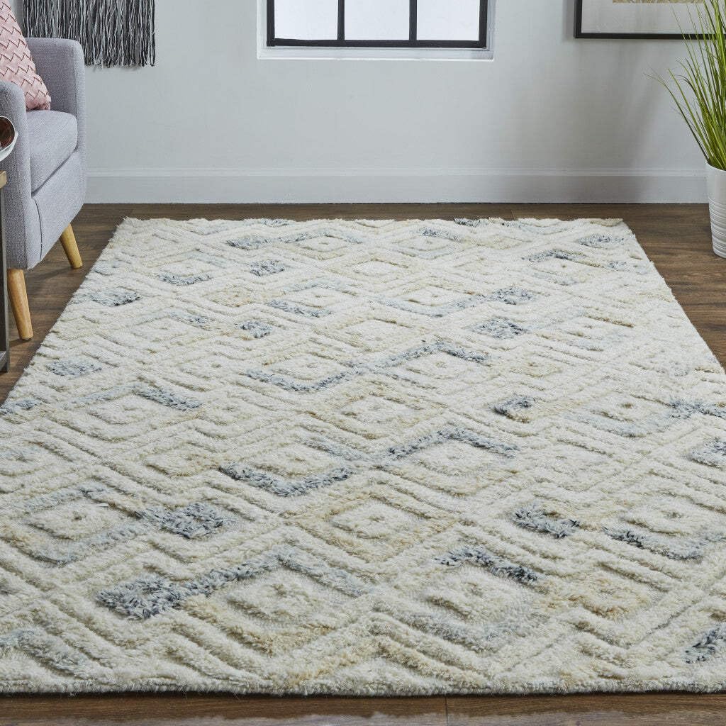 HomeRoots 512764 10 x 14 ft. Ivory Gray & Black Wool Geometric Tufted Handmade Rectangle Area Rug