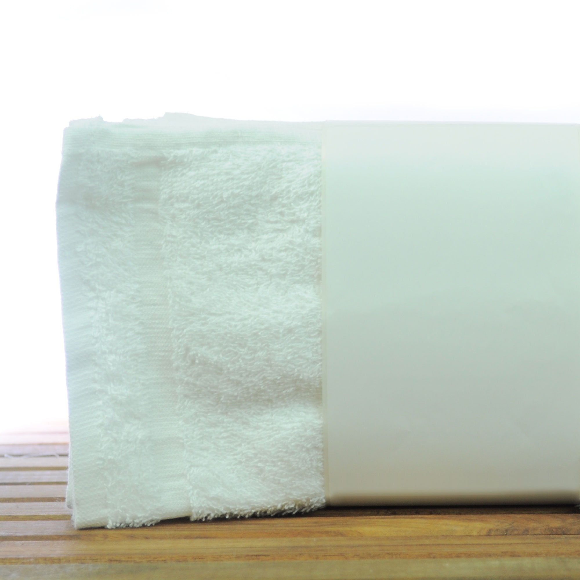 Bc Bare Cotton Eco Cotton Washcloths - Cam Border - White - Set Of 60