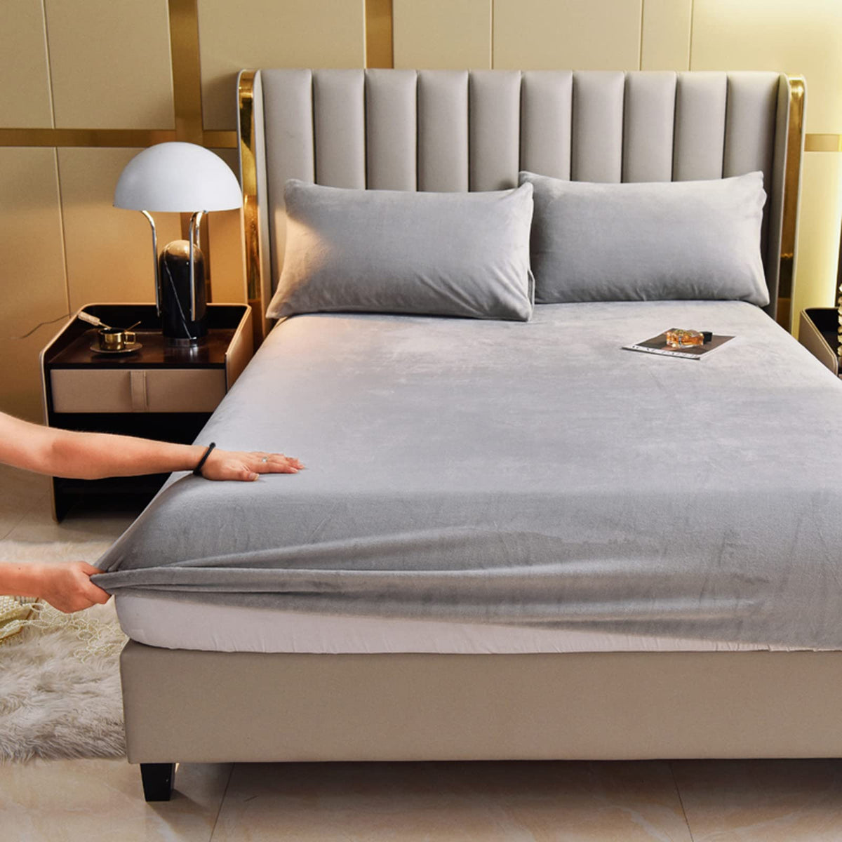 Lweipsqlin Velvet Fitted Sheet Full Size,Fleece Plush Bed Sheet Mattress Protector Cover With 15' Deep Pocket Warm Fuzzy Bottom
