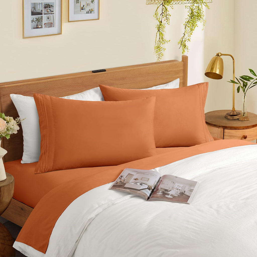 Horbaunal 2 Pack Microfiber Pillowcases Queen Size Caramel Pumpkin Bed Pillow Cases With Envelope Closure, 1800 Thread Count Sof