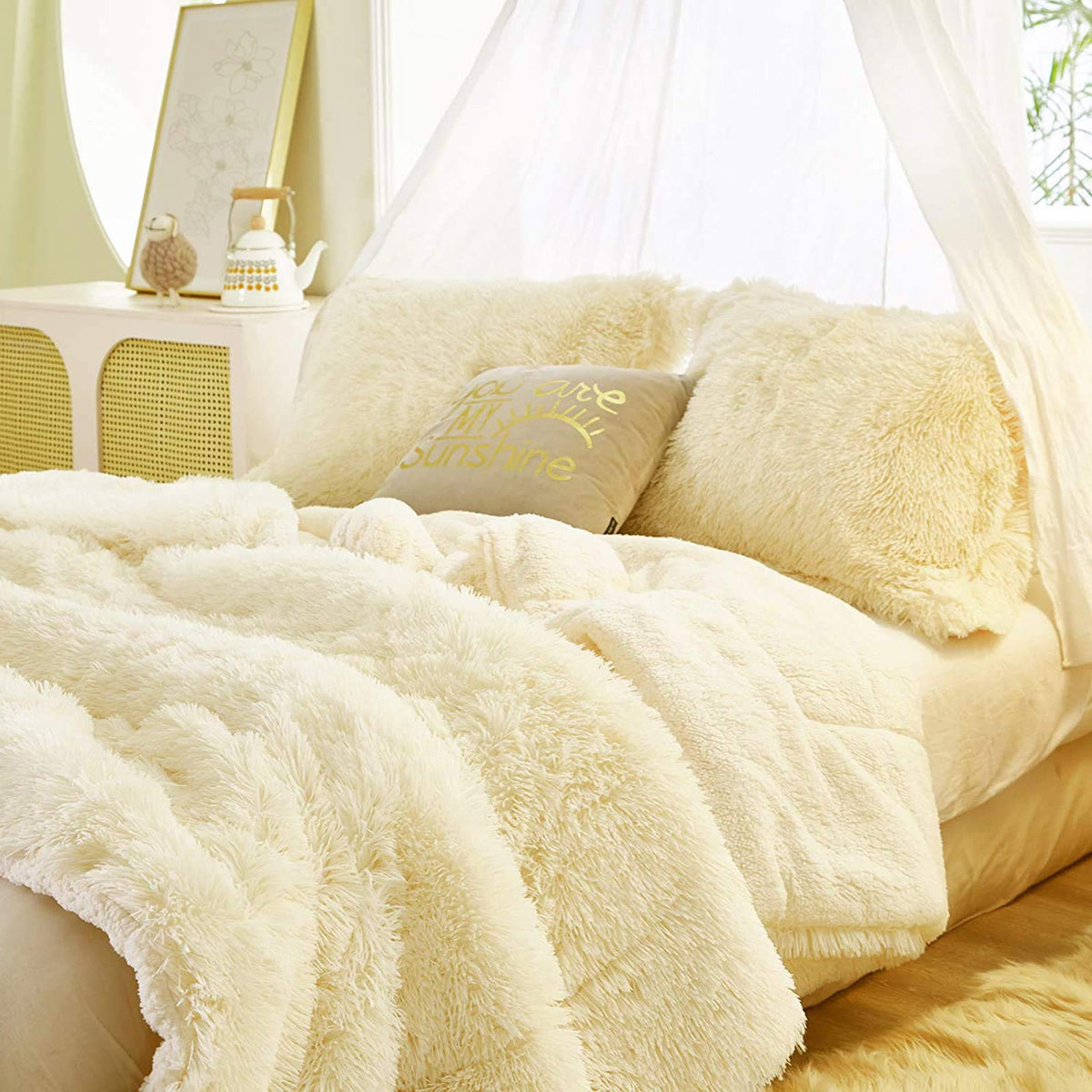 Luxury Faux Fur Full/Queen Size Winter Comforter Set Shaggy Velvet Cream Beige Long Hair, 3 Pieces Plush Flannel Sherpa Backing