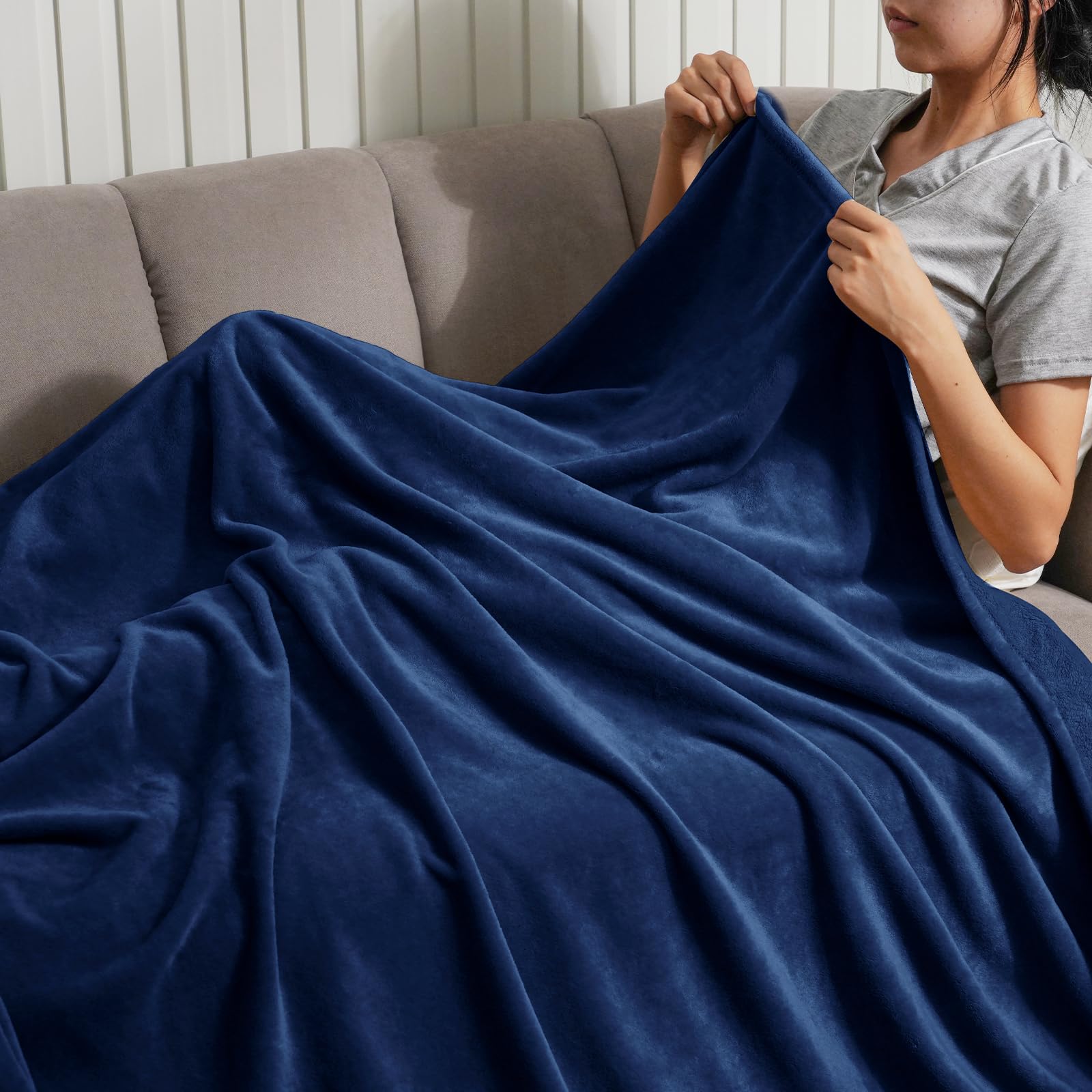 Phf Ultra Soft Fleece Throw Blanket, No Shed No Pilling Luxury Plush Cozy 300Gsm Lightweight Blanket For Bed, Couch, Chair, Sofa Suitable For All Season, 50' X 60', Navy Blue