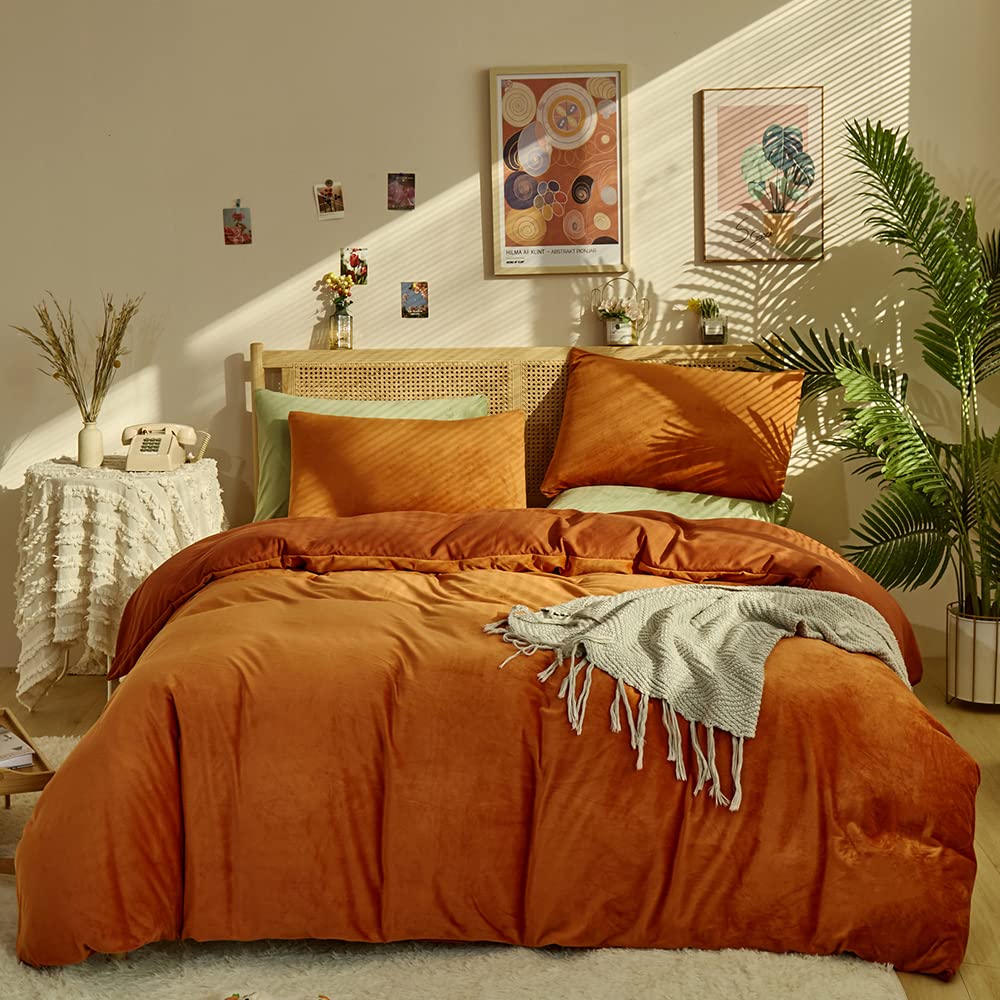 Clothknow Burnt Orange Fluffy Comforter Set King Rust Velvet Bedding Comforter Sets Terracotta Bed Comforter Caramel Comforter Soft Cozy 3Pcs Flannel Comforter Sets King