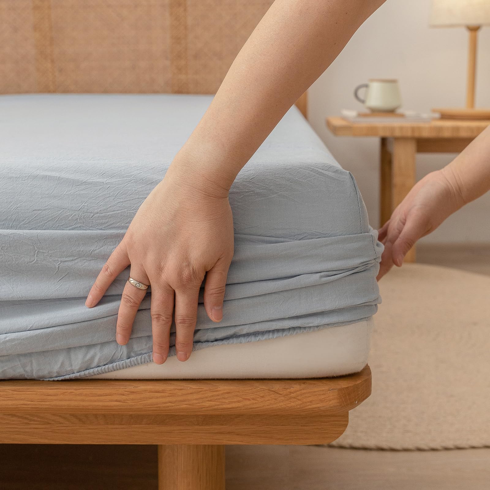 Bestouch Fitted Sheet Only 100% Washed Cotton Linen Feel Easily Fits Deep Pockets Up To 17 Inch Solid Cornflower Blue Queen