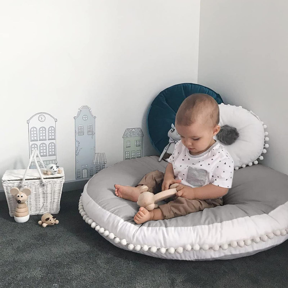 Kishome Large Kids Floor Cushion Seating, Circle Kids Floor Pillow For Children, Round Playroom Pillows Reading Nook Big Pillow,