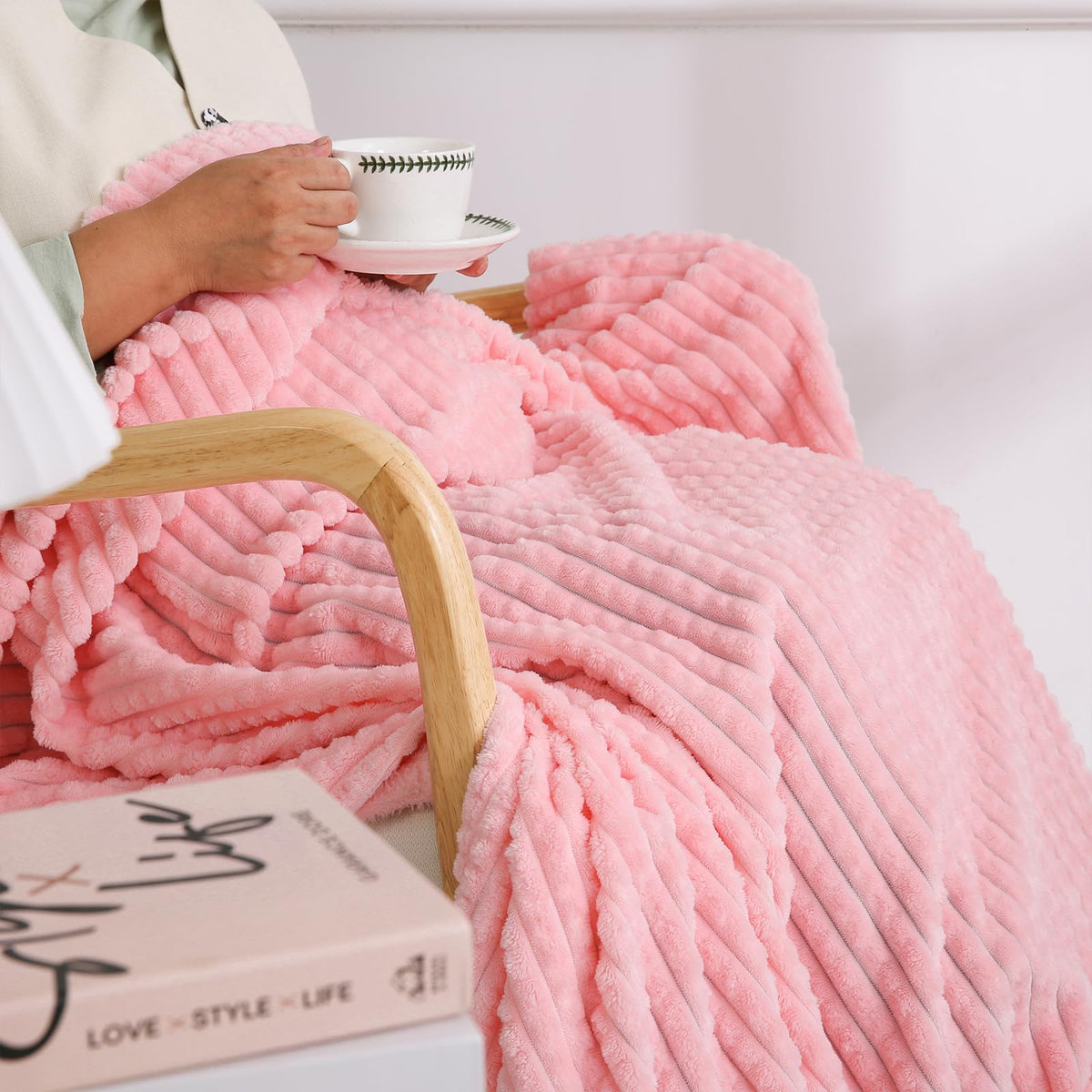 Puncuntex Flannel Fleece Throw Blanket Light Pink 90''  90'',Super Soft Plush Cozy Blanket With Square Grid Design Luxury For Co