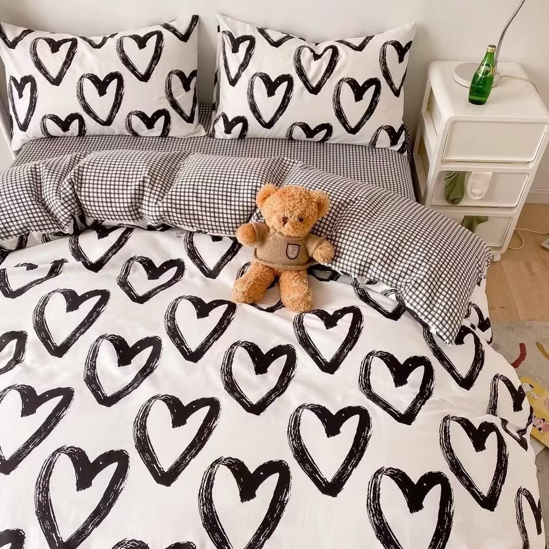 Clothknow Black White Queen Comforter Set 3Pcs Heart Shaped Bedding Comforter Sets Love Kawaii Queen Comforter Black Queen Size