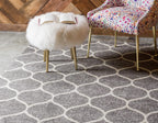 Unique Loom Trellis Frieze Collection Area Rug - Rounded (5' 1'' X 8', Light Gray/ Ivory)