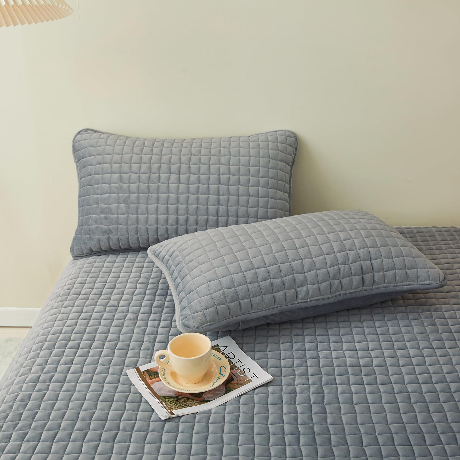 Lweipsqlin Quilted Flannel Pillowcases,2 Pack Soft Flannel Pillow Shams Covers With Envelope Closure,No Filling. (Standard, Gray