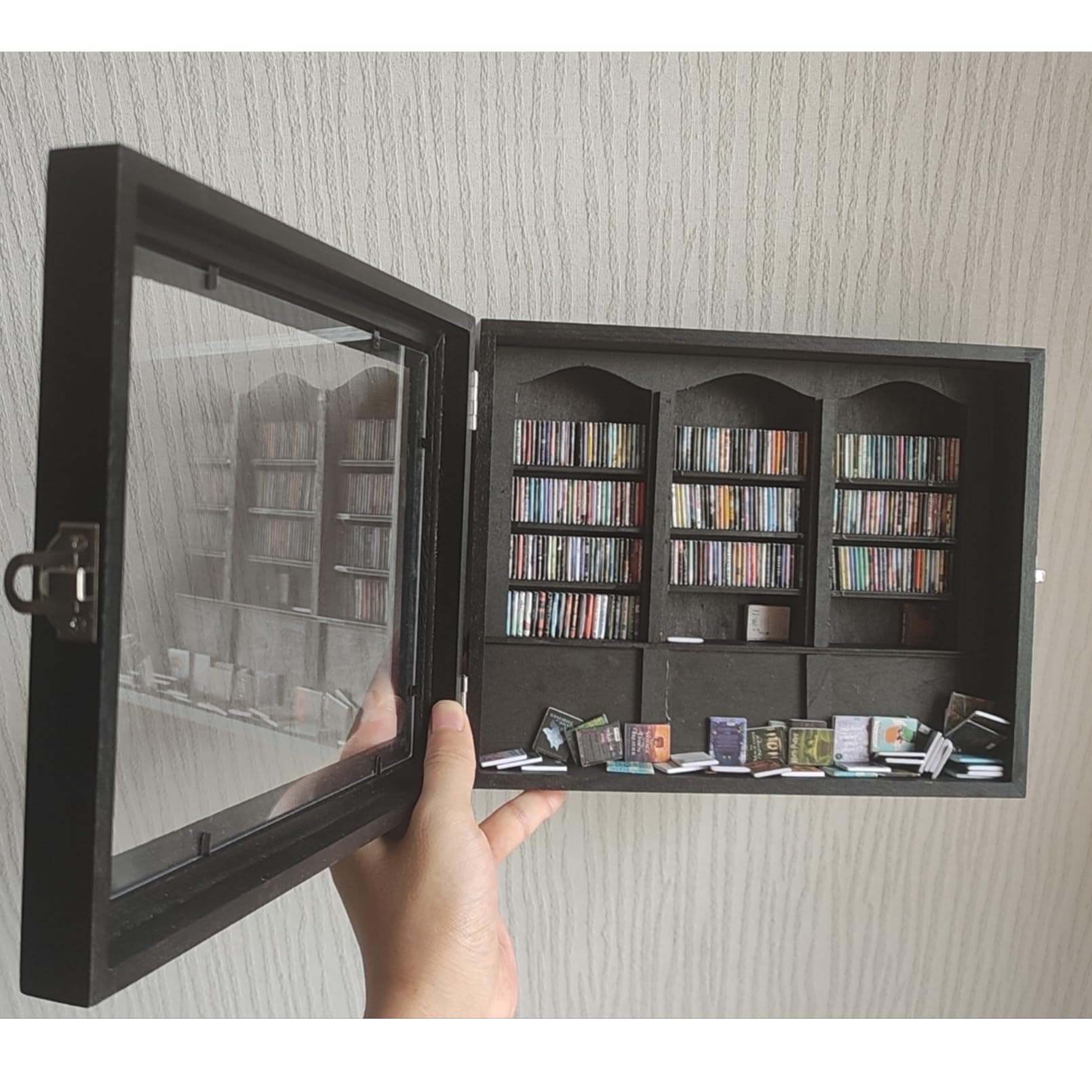 TABTAG Anxiety Bookshelf - Shake Off Your Anxiety,Miniature Display Shelf,Contains 240 Miniature Book Models,Antique Style Gift 
