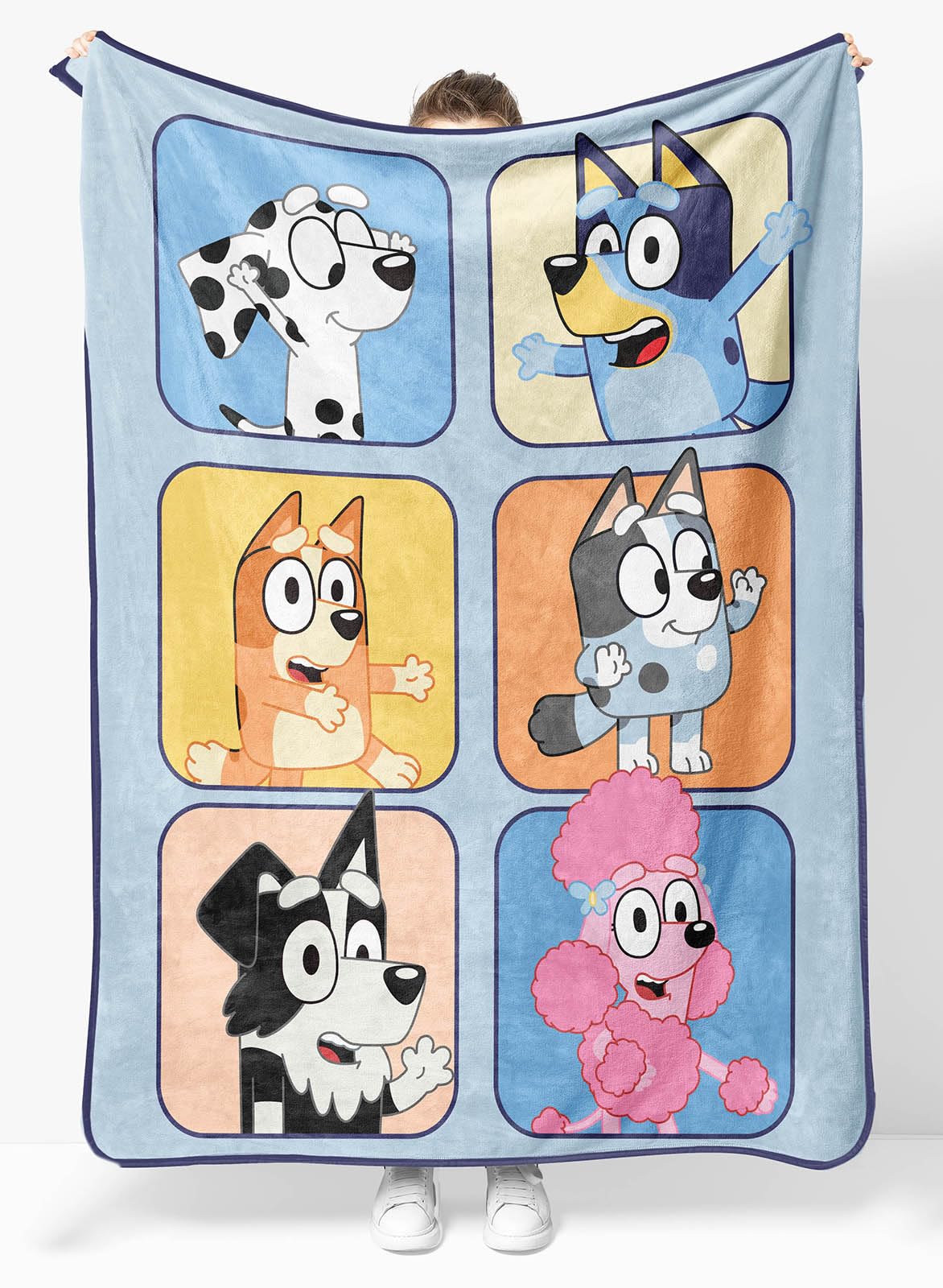 Bluey & Friends Plush Throw Blanket - Measures 46 X 60 Inches - Super Soft & Cozy Fleece Kids Bedding