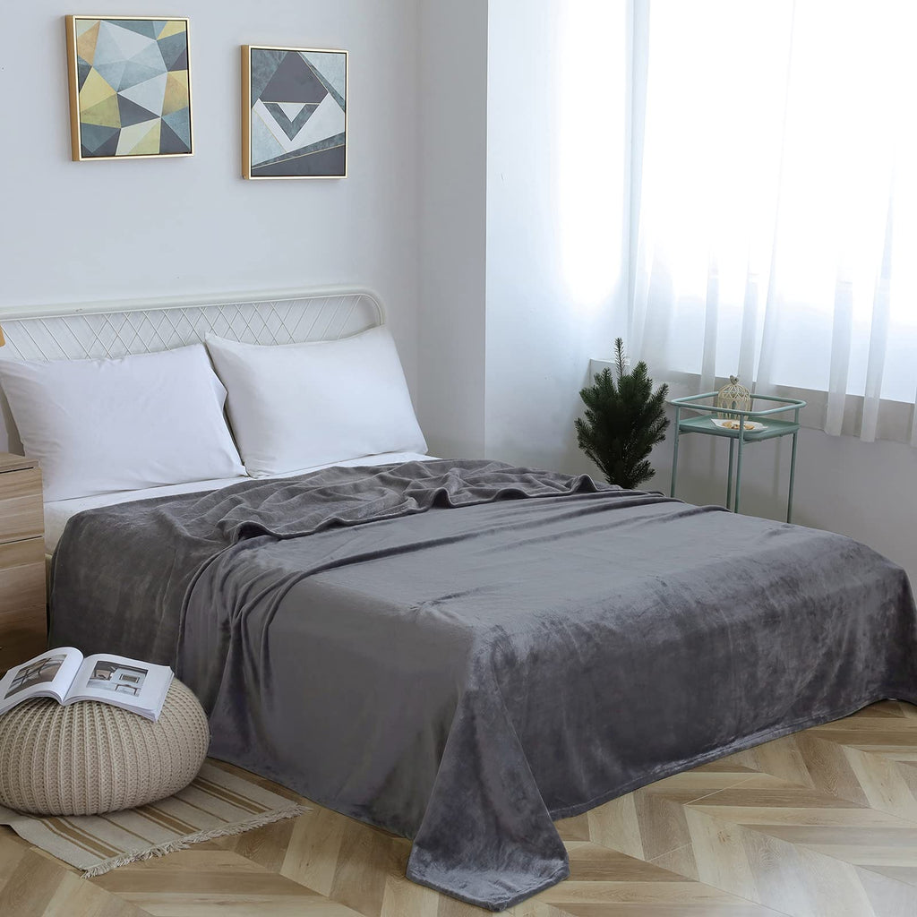 Sochow Flannel Fleece Blanket King Size, All Season Lightweight Super Soft Cozy Blanket For Bed Or Couch, Grey(90Inch X108'')