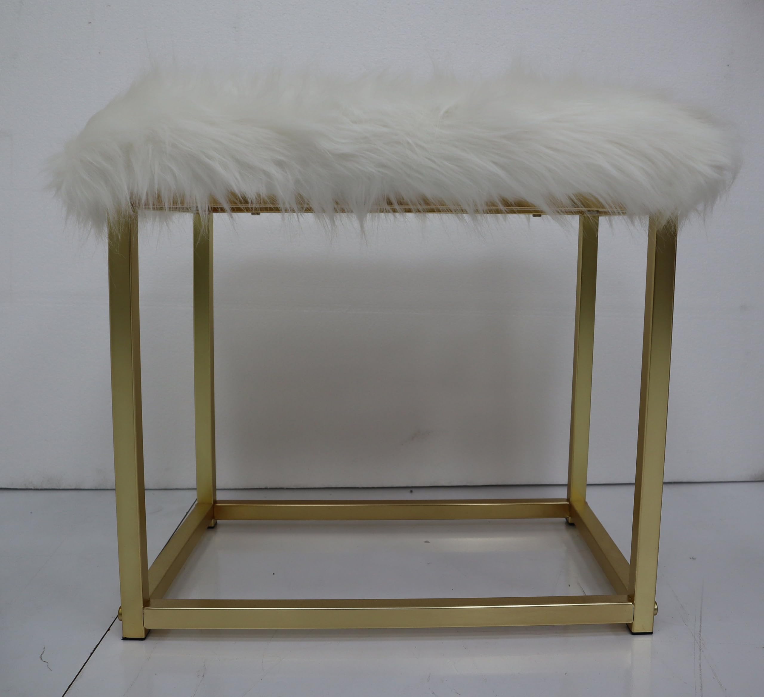Acme Adao Vanity Mirror & Stool in Faux Fur Mirror Pink & Gold Finish