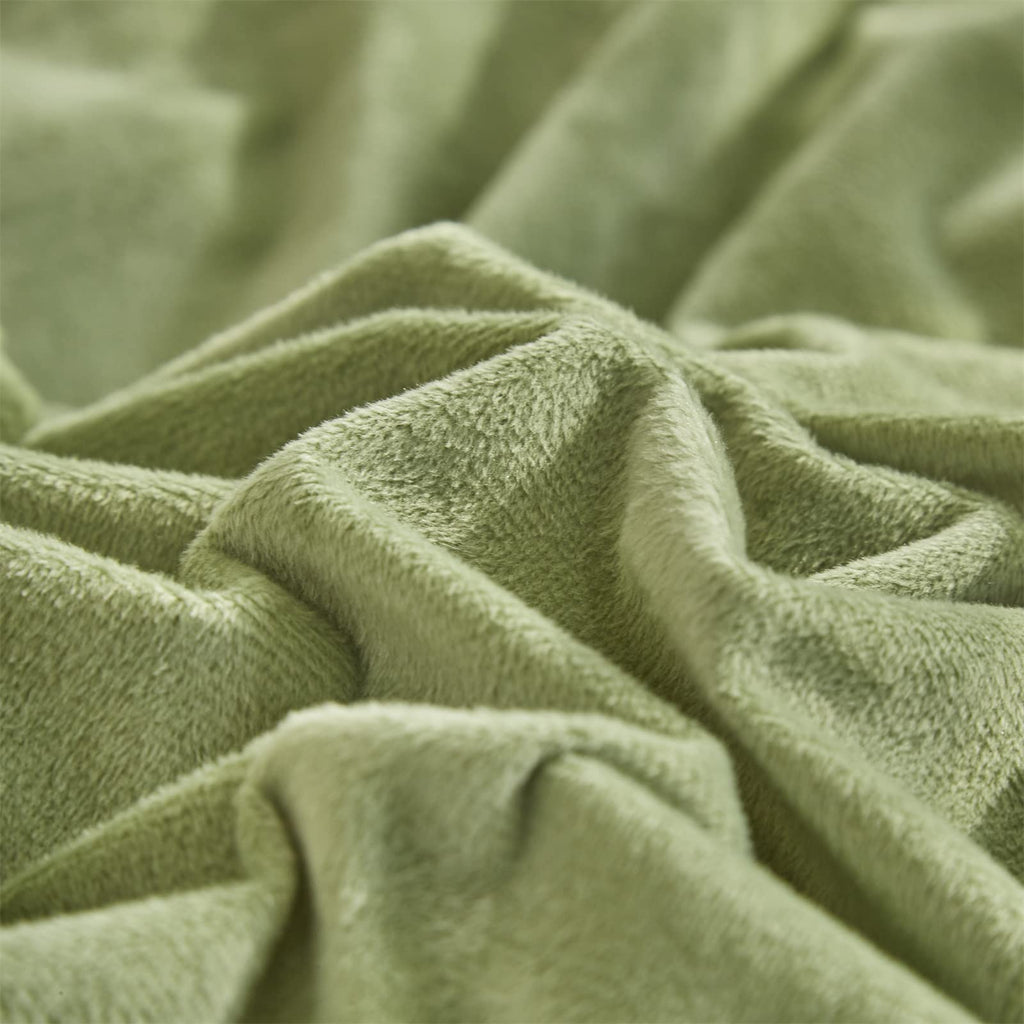 Karever Sage Velvet Comforter Sets Solid Sage Green Flannel Bedding Set 3 Pieces Comforter Set Sage Green Velvet Blanket Warm Wi