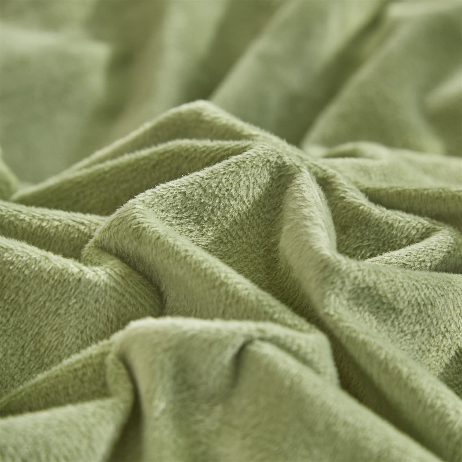 Karever Sage Velvet Comforter Sets Solid Sage Green Flannel Bedding Set 3 Pieces Comforter Set Sage Green Velvet Blanket Warm Wi
