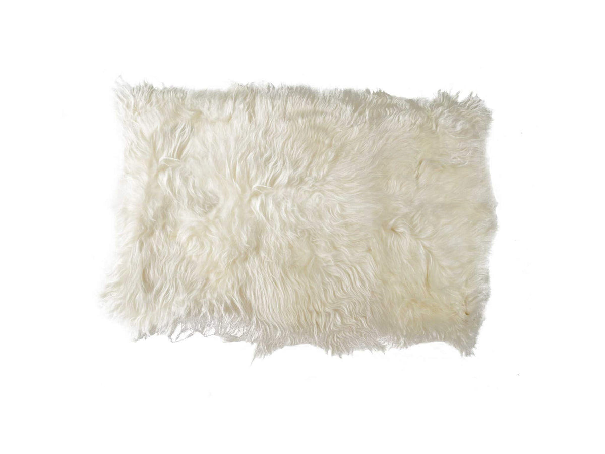 HomeRoots Kitchen Decorative White Sheepskin Long-Haired Area Rug - 48' x 72' x 2'