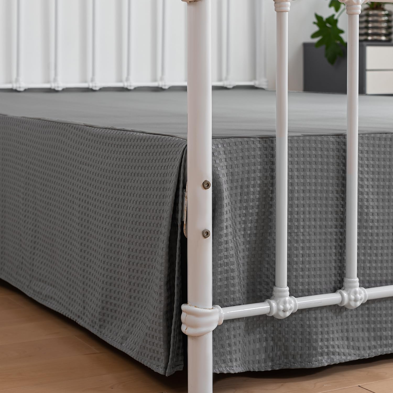 Xuan Dian Bed Skirt King Size, Pleated Waffle Weave Bed Skirt With Split Corners, Tailored Dust Ruffle 16 Inch Drop Easy Fit, Ma