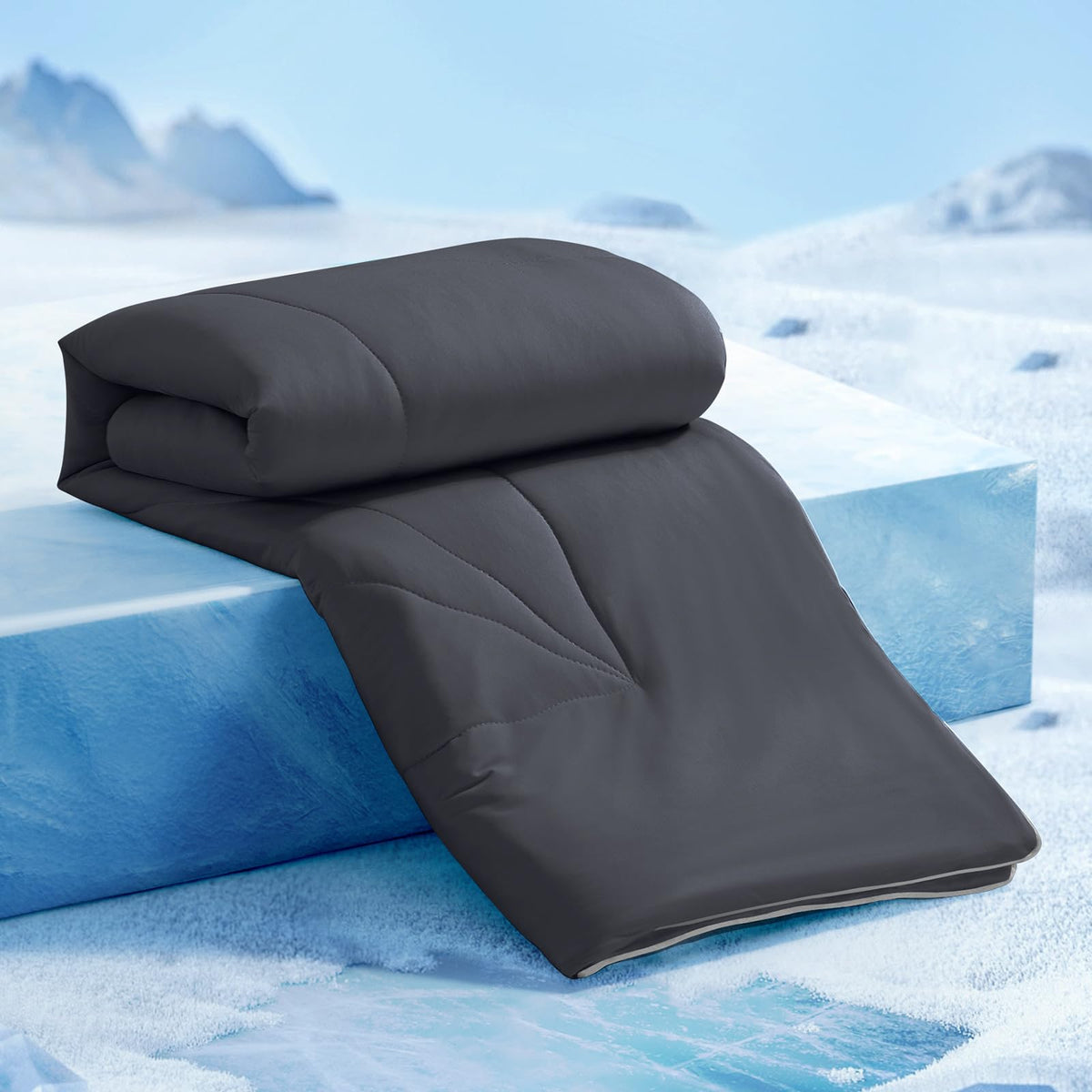 Elegear Cooling Comforter Twin Absorbs Body Heat To Keep Cool, Cooling Blanket For Hot Sleepers Japanese Arc-Chill 3.0 Cool Tech
