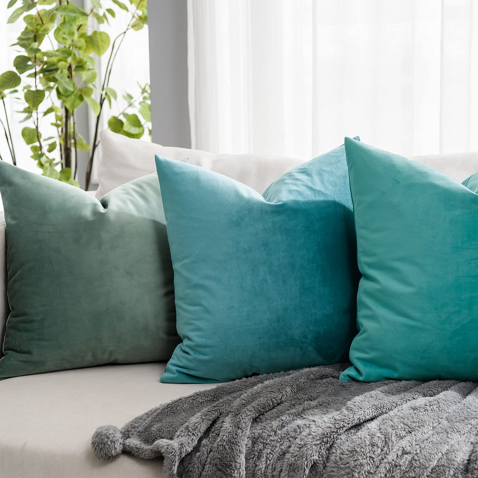 Quafoo Decorative Velvet Throw Pillow Covers For Couch Sofa Bedroom,Soft Square Pillow Cases Set Of 2,14X14 Inch,Turquoise
