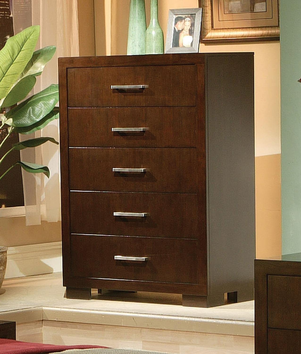 Coaster Home Furnishings Jessica 5-Drawer Chest, Cappuccino