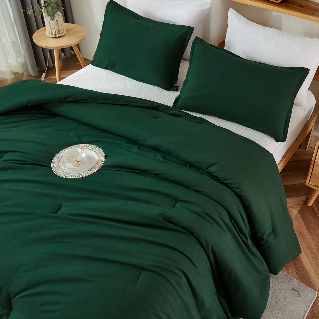 Litanika Dark Emerald Green Queen Comforter Set, 3 Pieces Solid Forest Bedding Set, All Season Fluffy Bed Set (90X90In Comforter