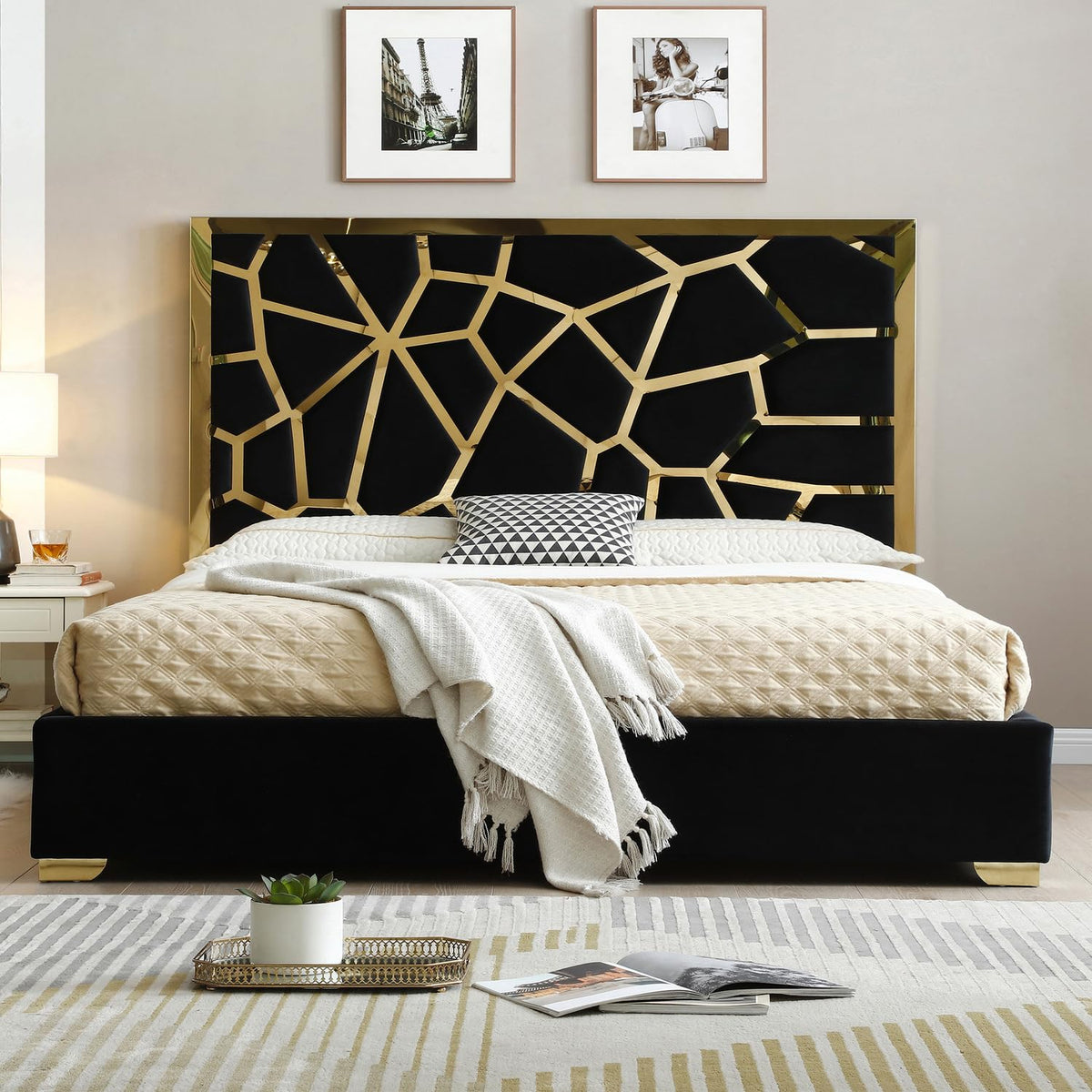 Woodpecker'S Inc Serenity Velvet Bed With Gold Metal Frame (Black, King)