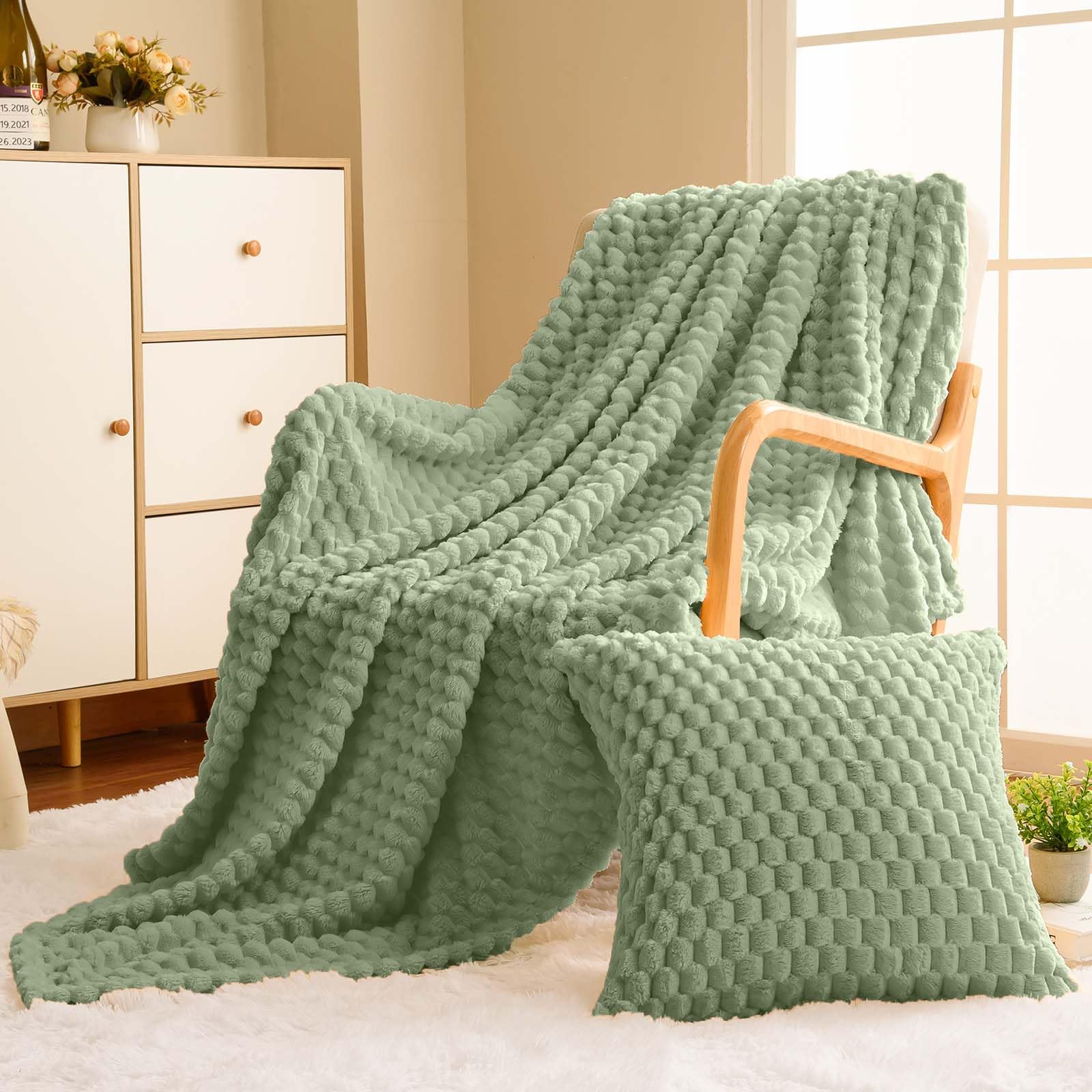 Vessia Flannel Fleece Throw Blanket(50X71Inch) With Pillow Cover(18X18Inch), 3D Jacquard Sage Green Fuzzy Blanket For Couch,Sofa